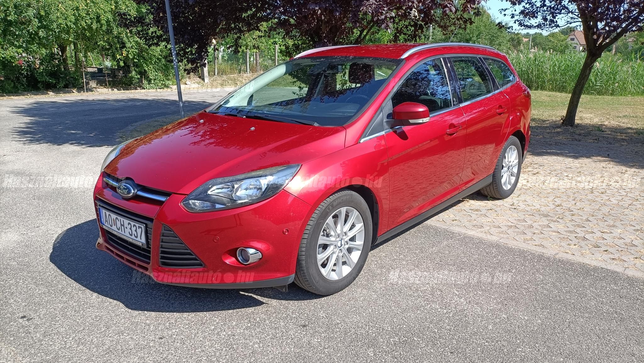 FORD FOCUS 2012/6 - 1
