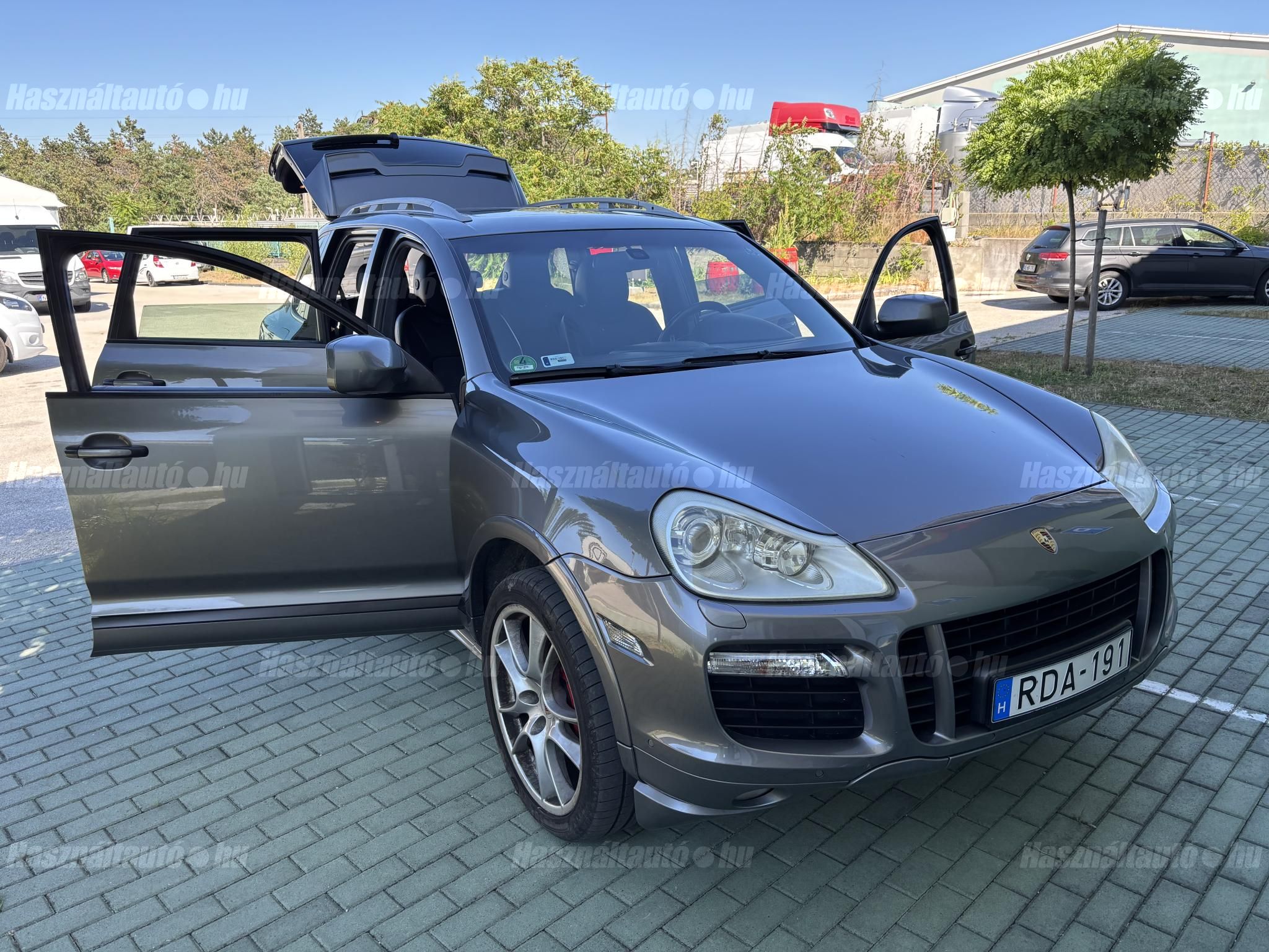 PORSCHE CAYENNE 2009/4 - 1