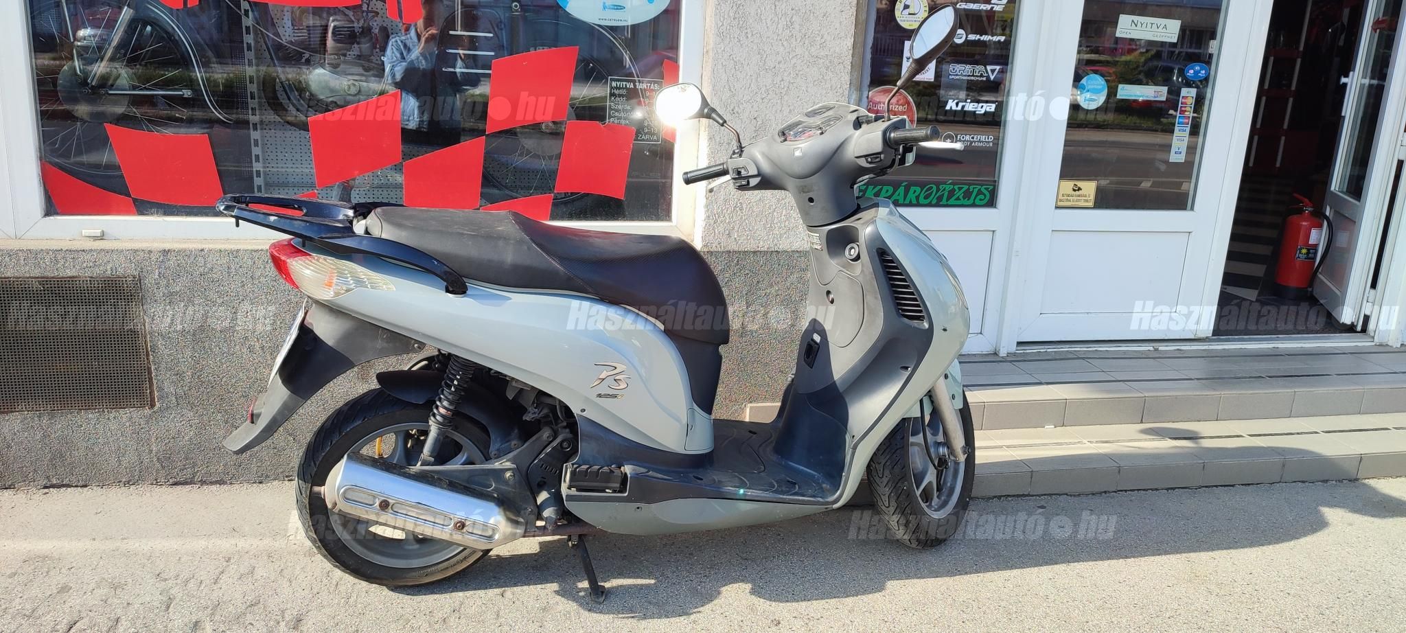 HONDA PS 125 I 2010/9 - 1