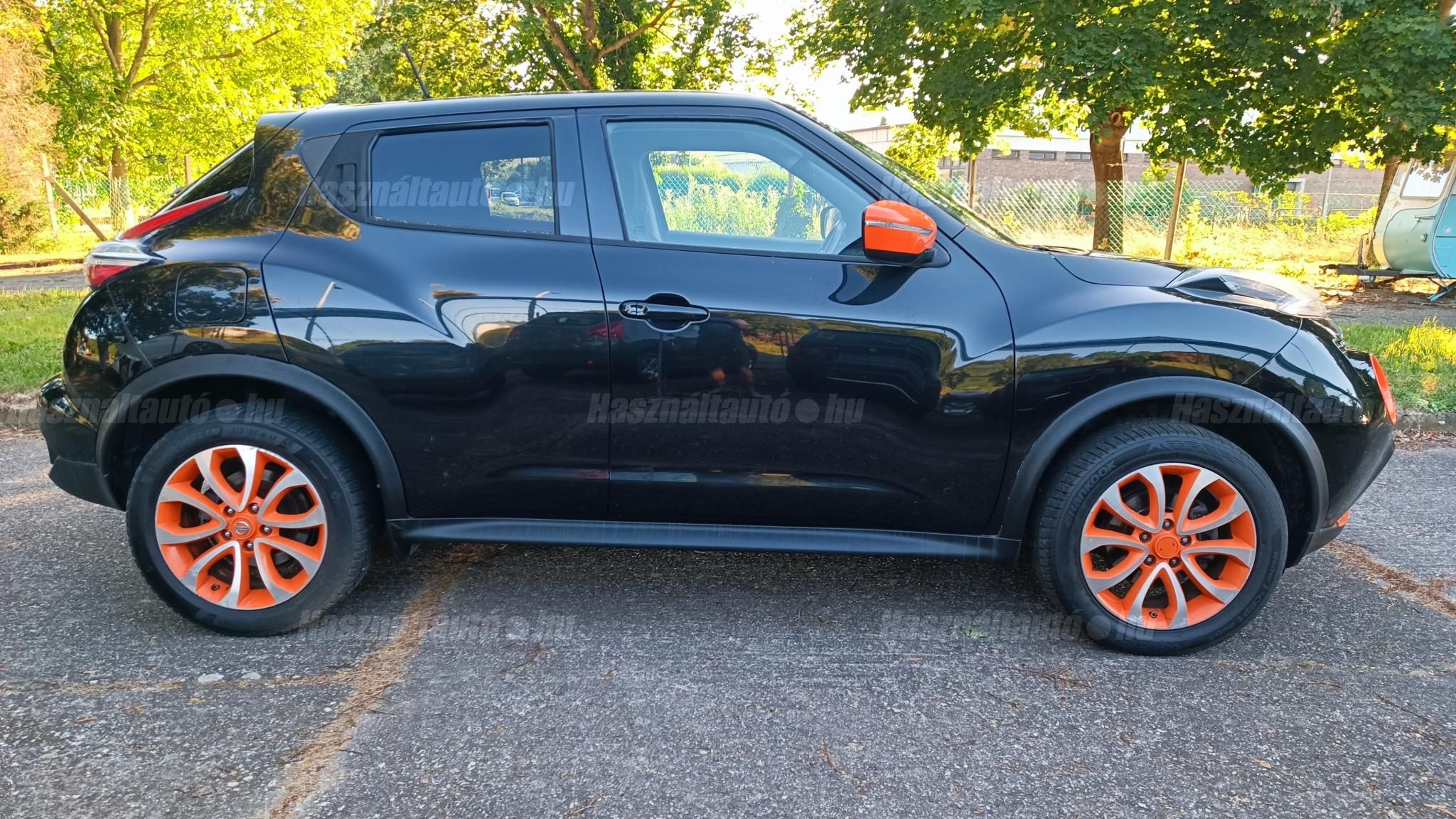 NISSAN JUKE 2015/8 - 1