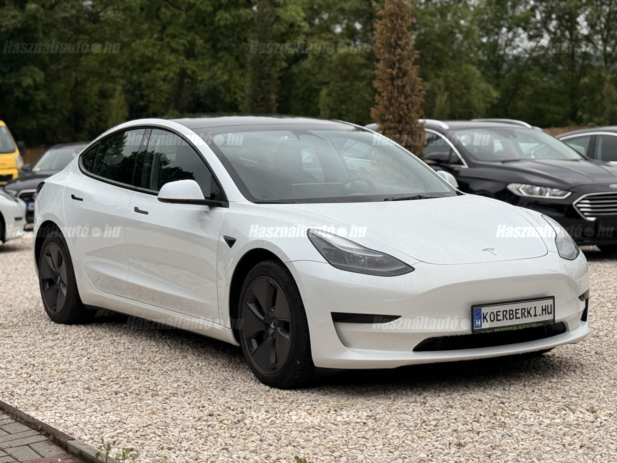 TESLA MODEL 3 2022/1 - 1