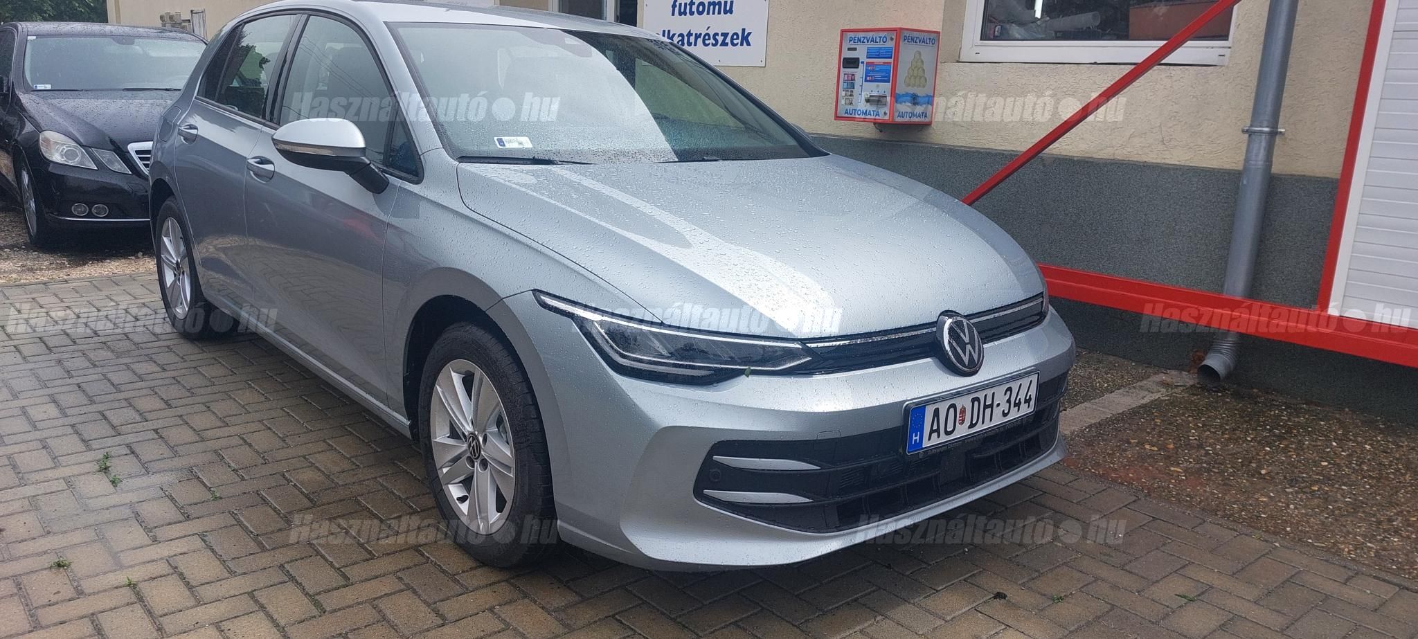VOLKSWAGEN GOLF VIII 2025/7 - 1