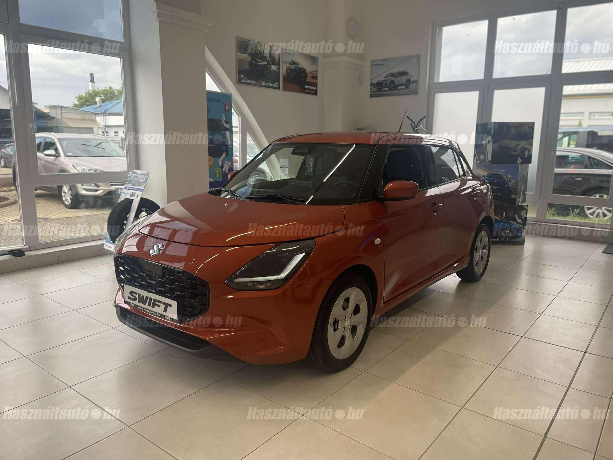 SUZUKI SWIFT 2025 - 1