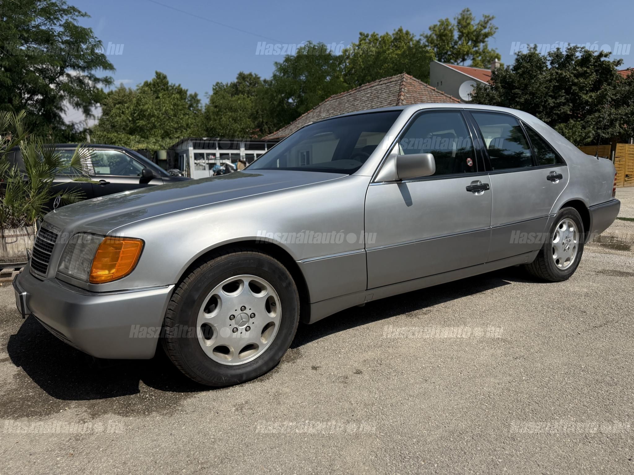 MERCEDES-BENZ 300 1992/12 - 1