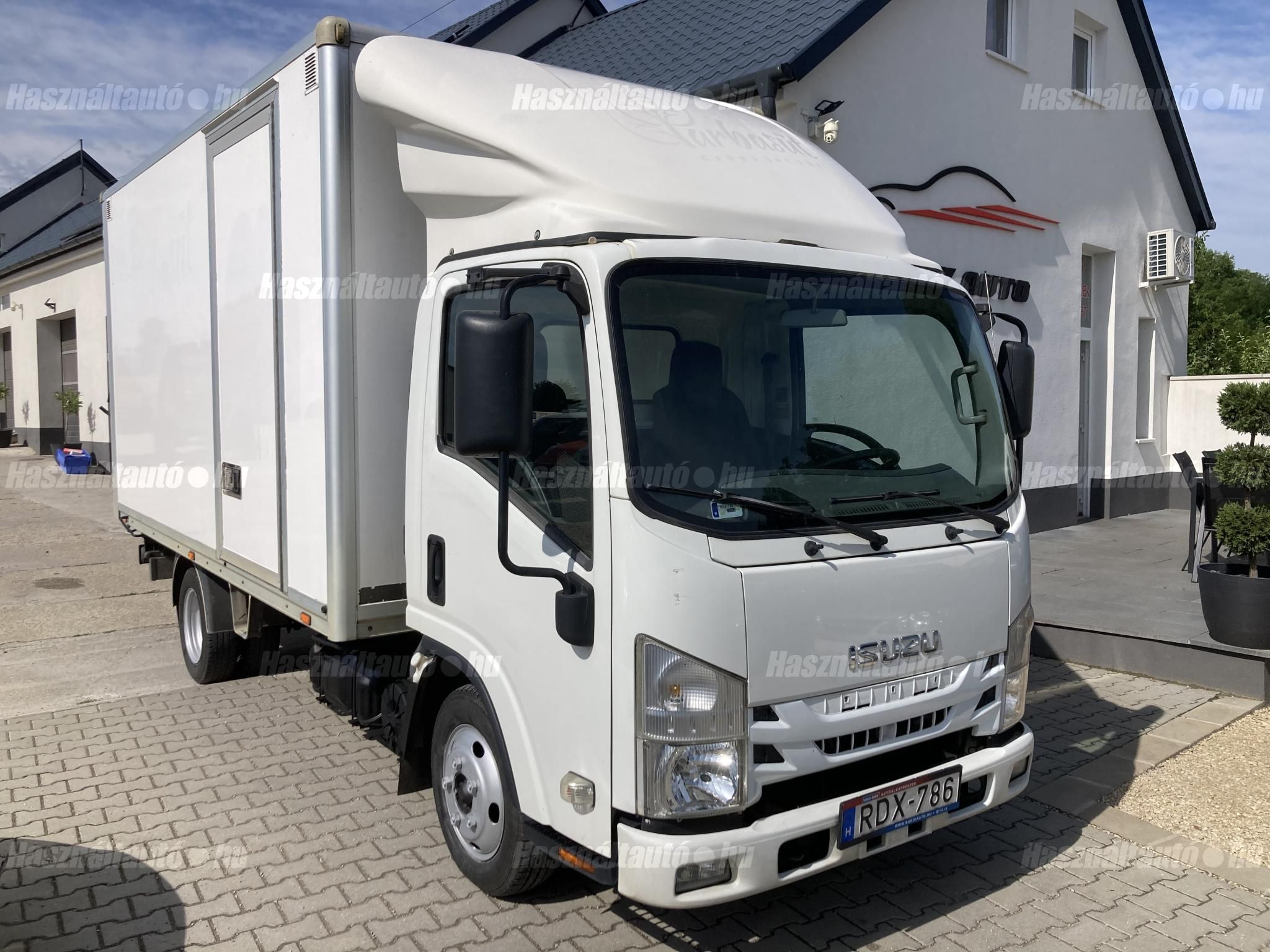 ISUZU M21 2018/12 - 1