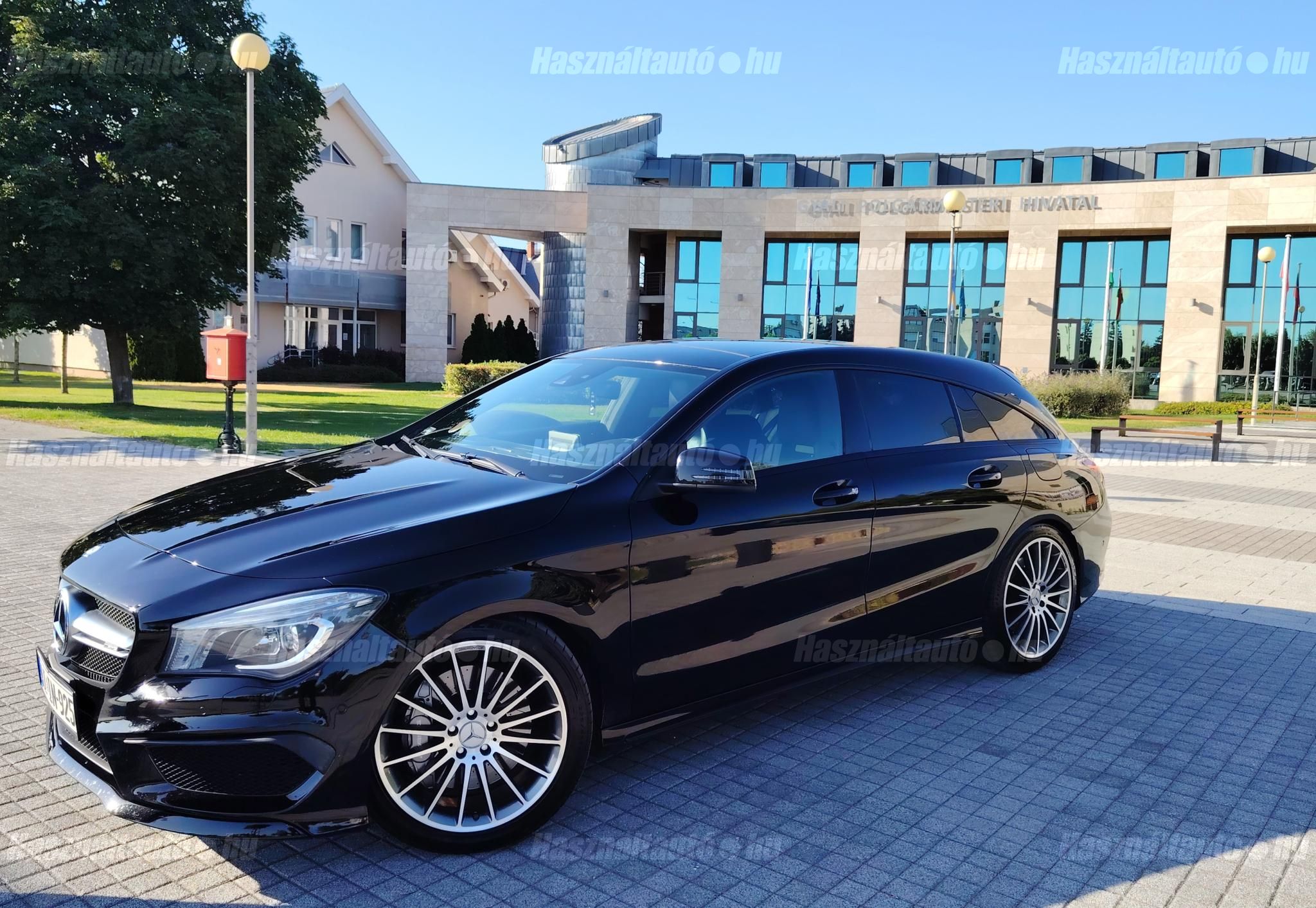MERCEDES-BENZ CLA 45 AMG 2016/4 - 1