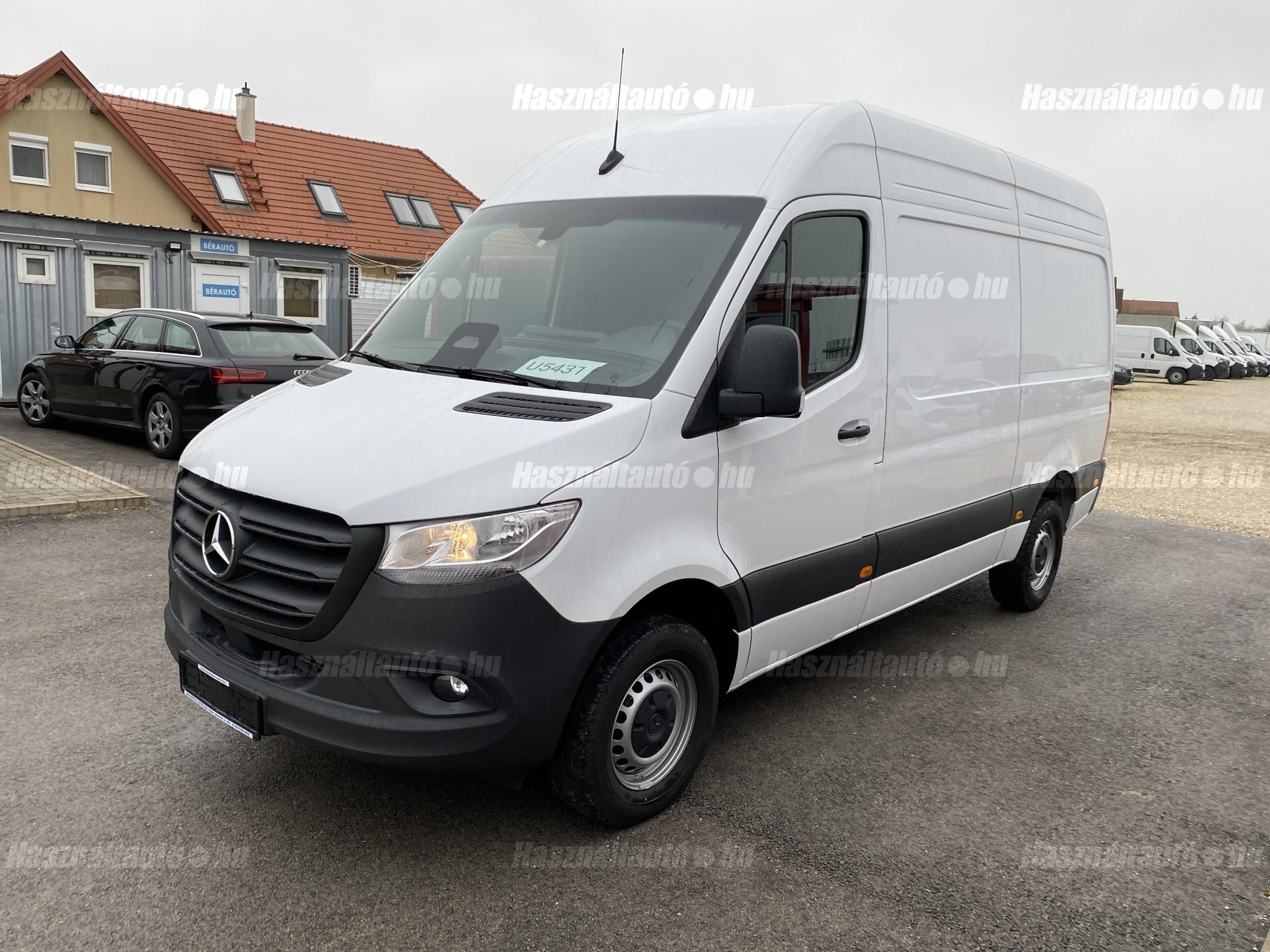MERCEDES-BENZ SPRINTER 2025 - 1