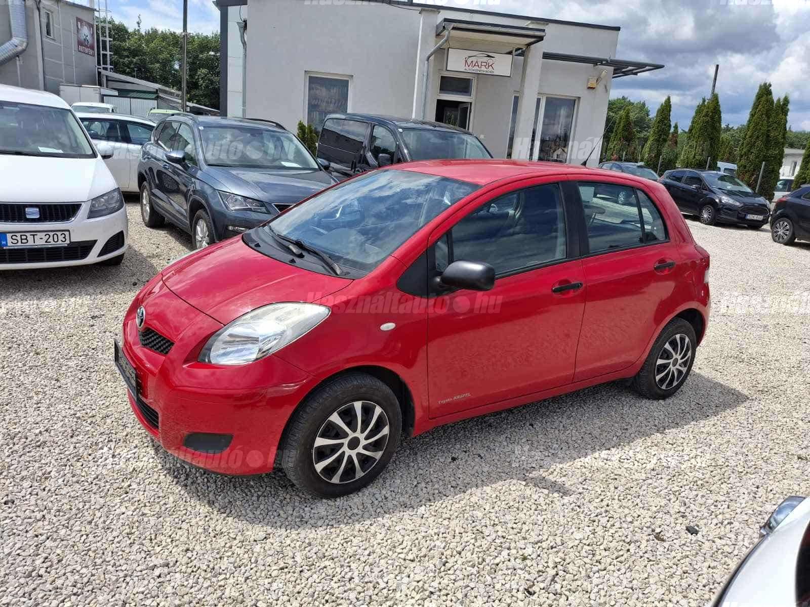 TOYOTA YARIS 2011/1 - 1