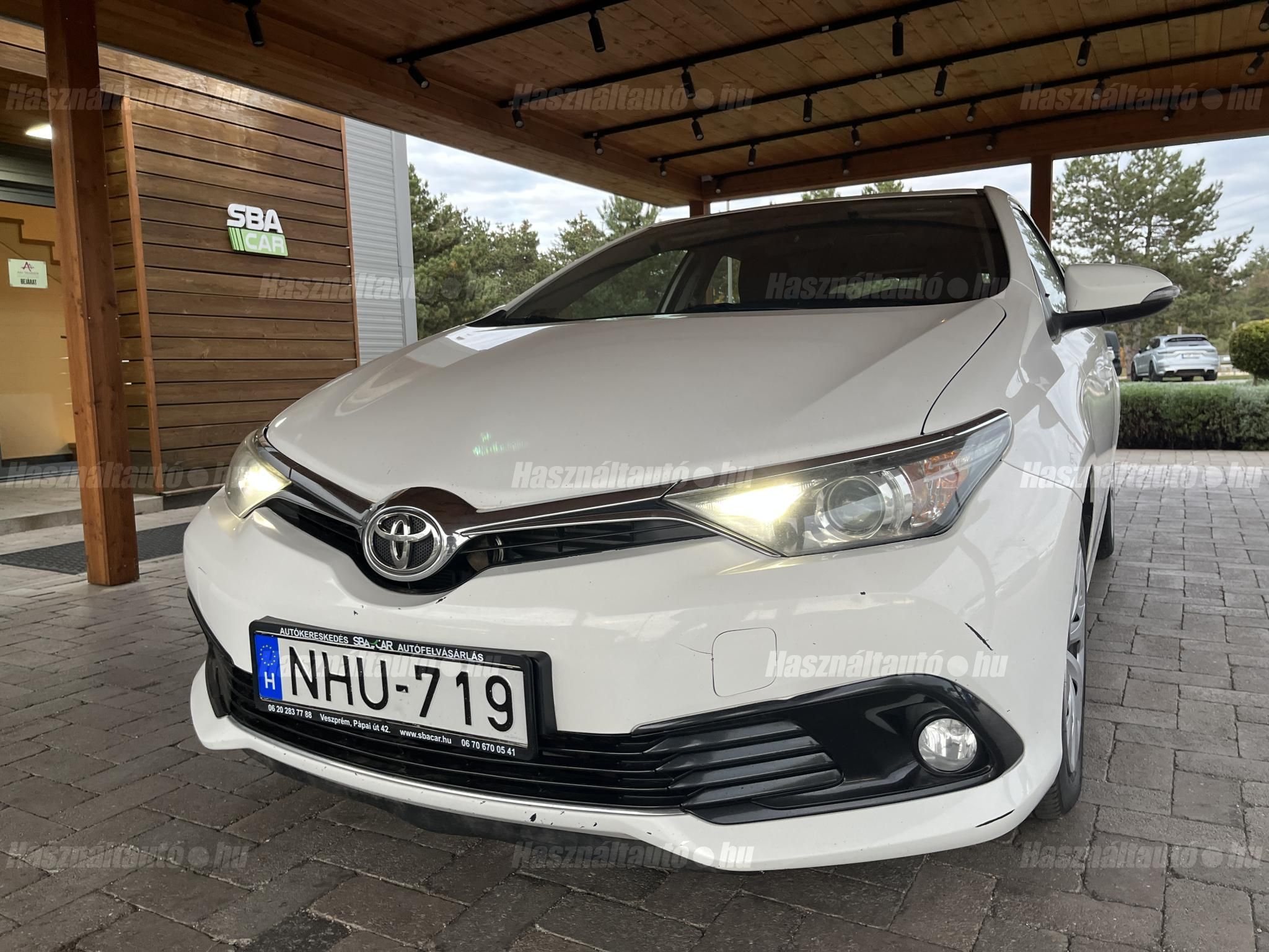 TOYOTA AURIS 2015/9 - 1