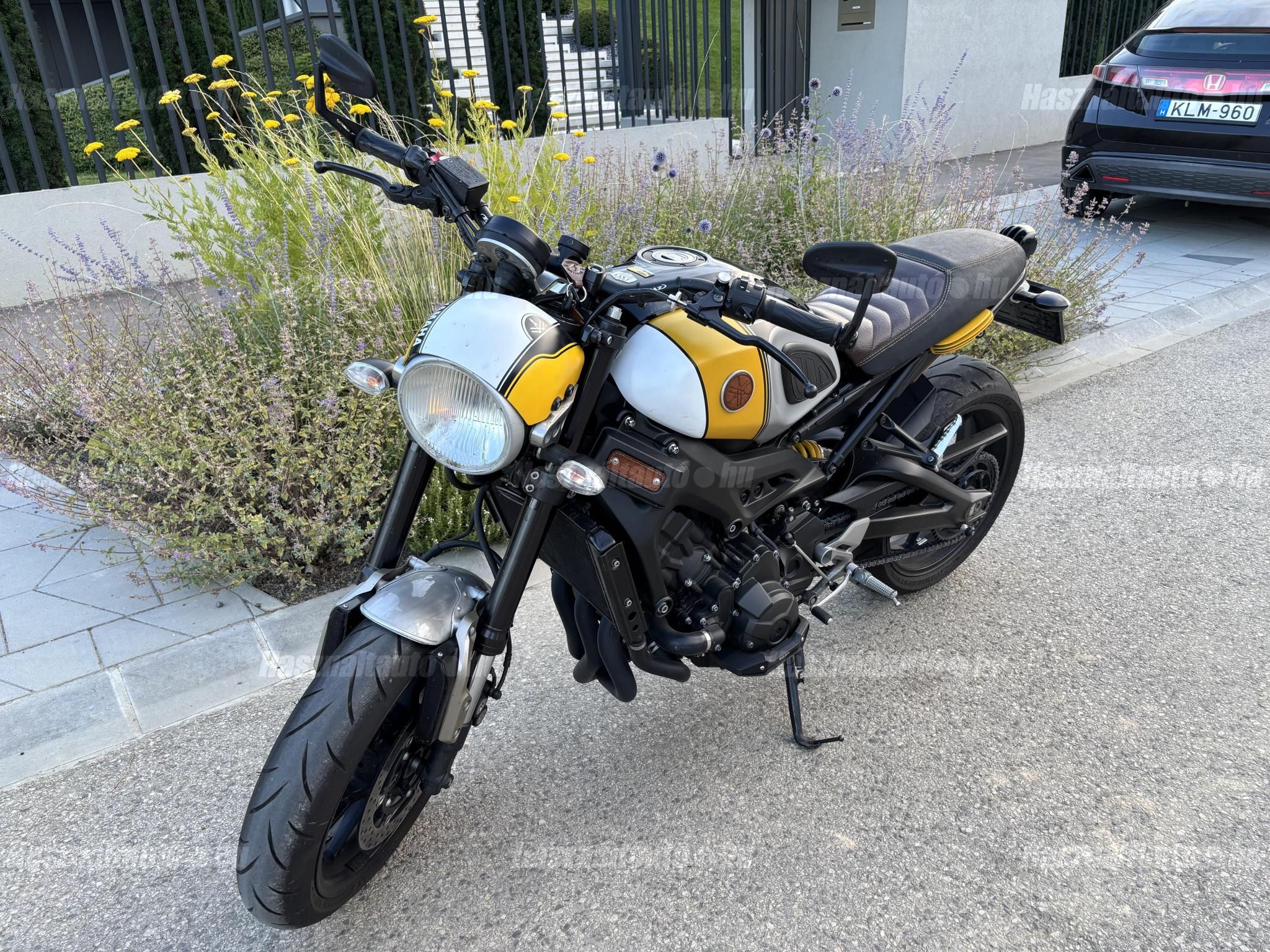 YAMAHA XSR 900 2016/6 - 1