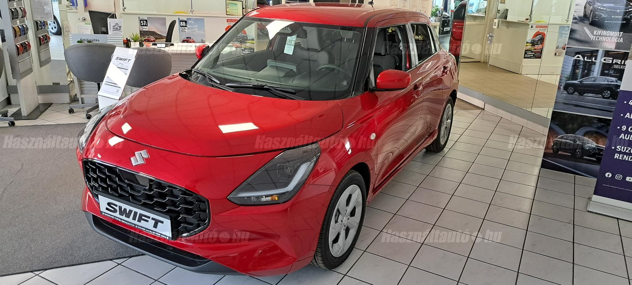 SUZUKI SWIFT 2025 - 1