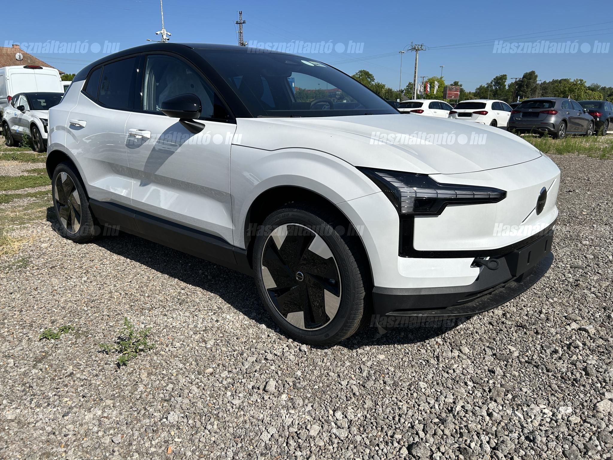 VOLVO EX30 2025 - 1
