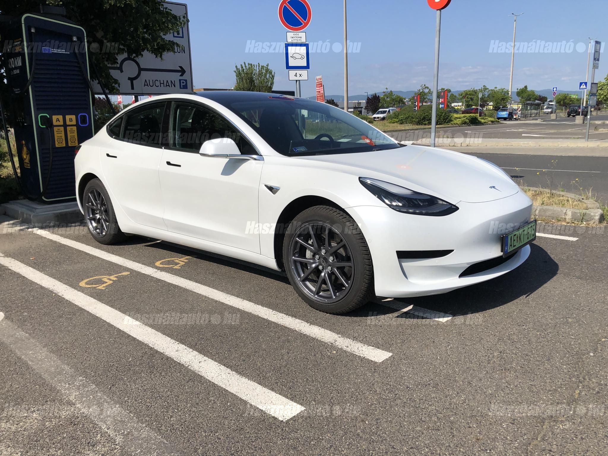 TESLA MODEL 3 2020/3 - 1