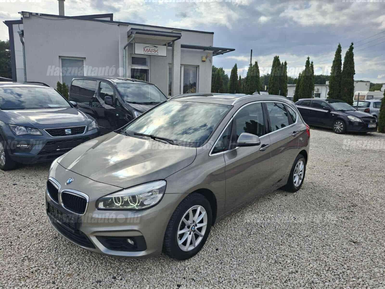 BMW 218 2016/11 - 1
