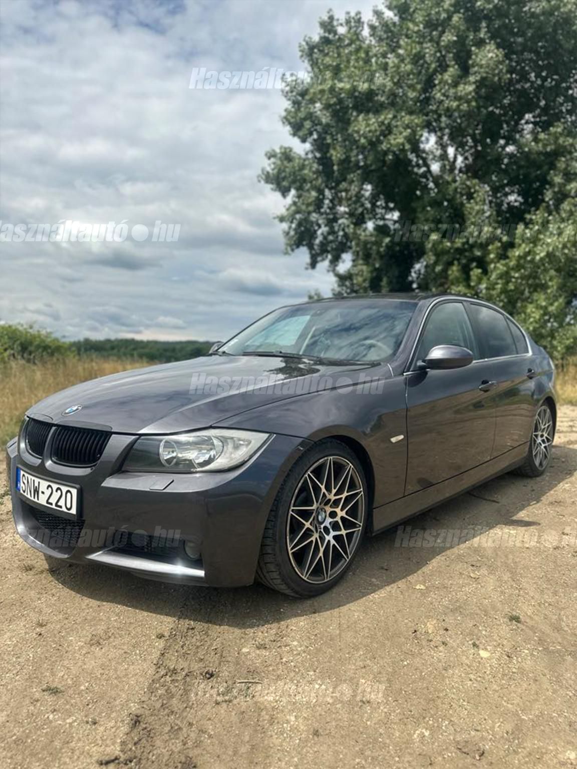 BMW 330 2005/5 - 1