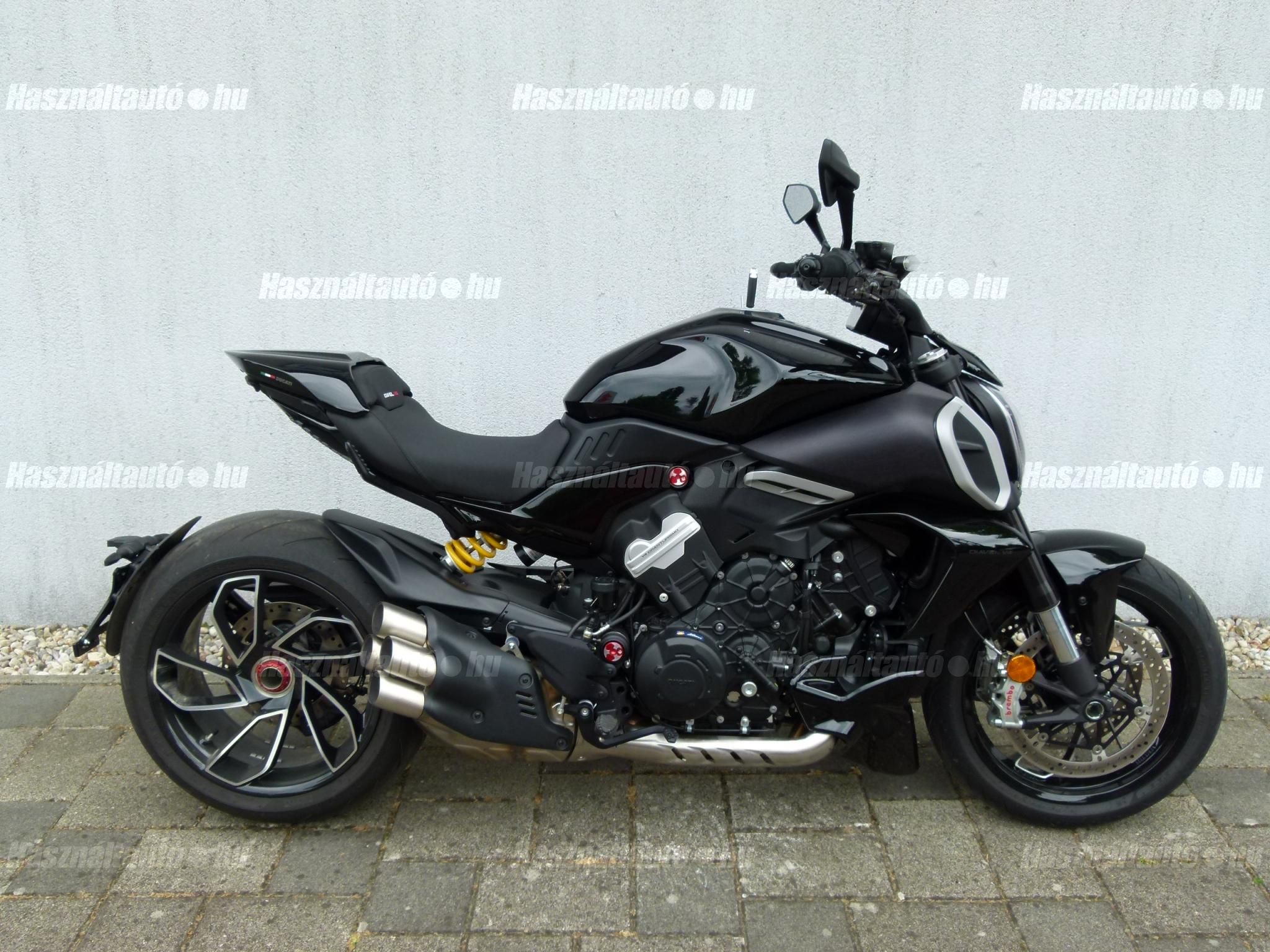 DUCATI DIAVEL 2024/2 - 1