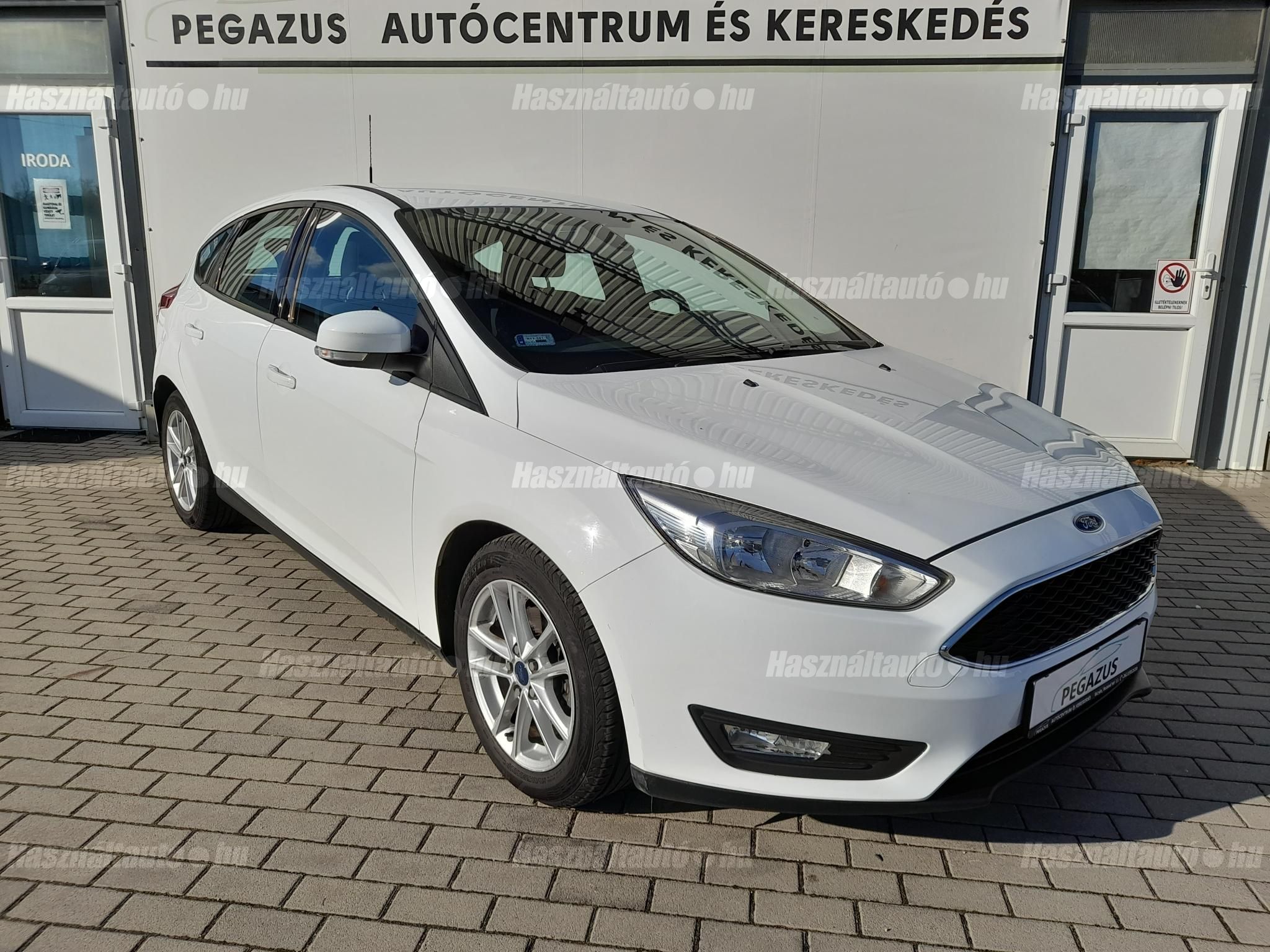FORD FOCUS 2016/12 - 1