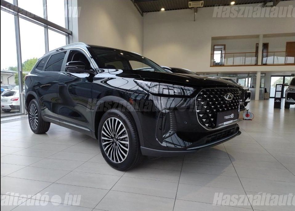 CHERY TIGGO 8 2025/5 - 1
