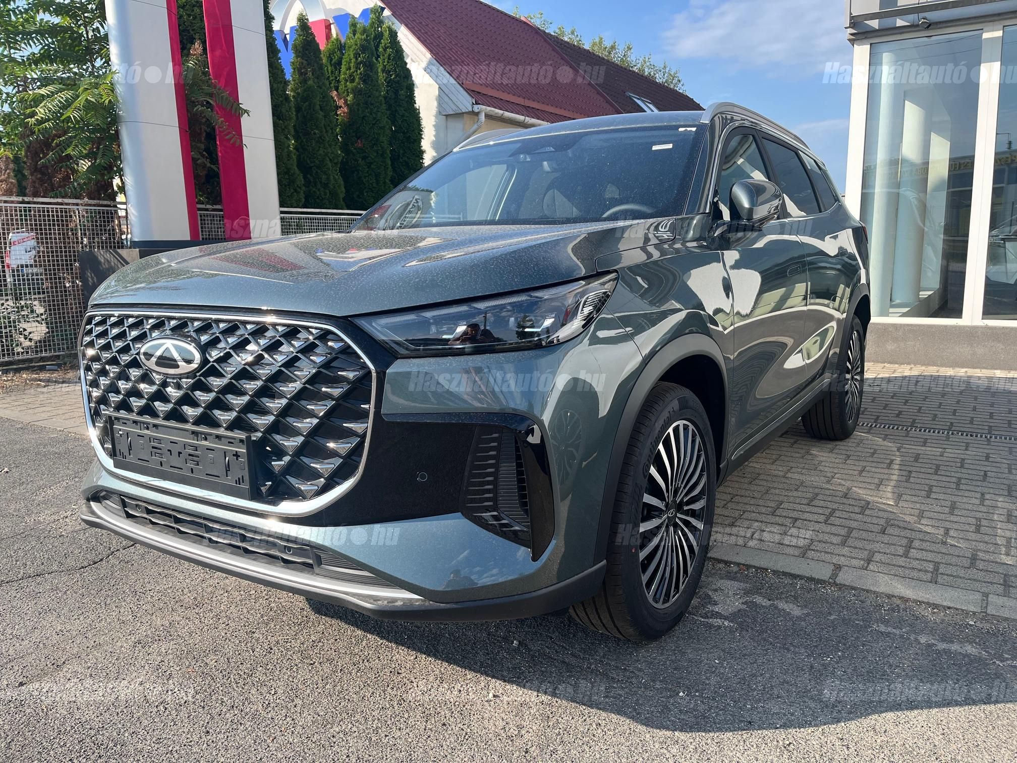 CHERY TIGGO 8 2025/5 - 1