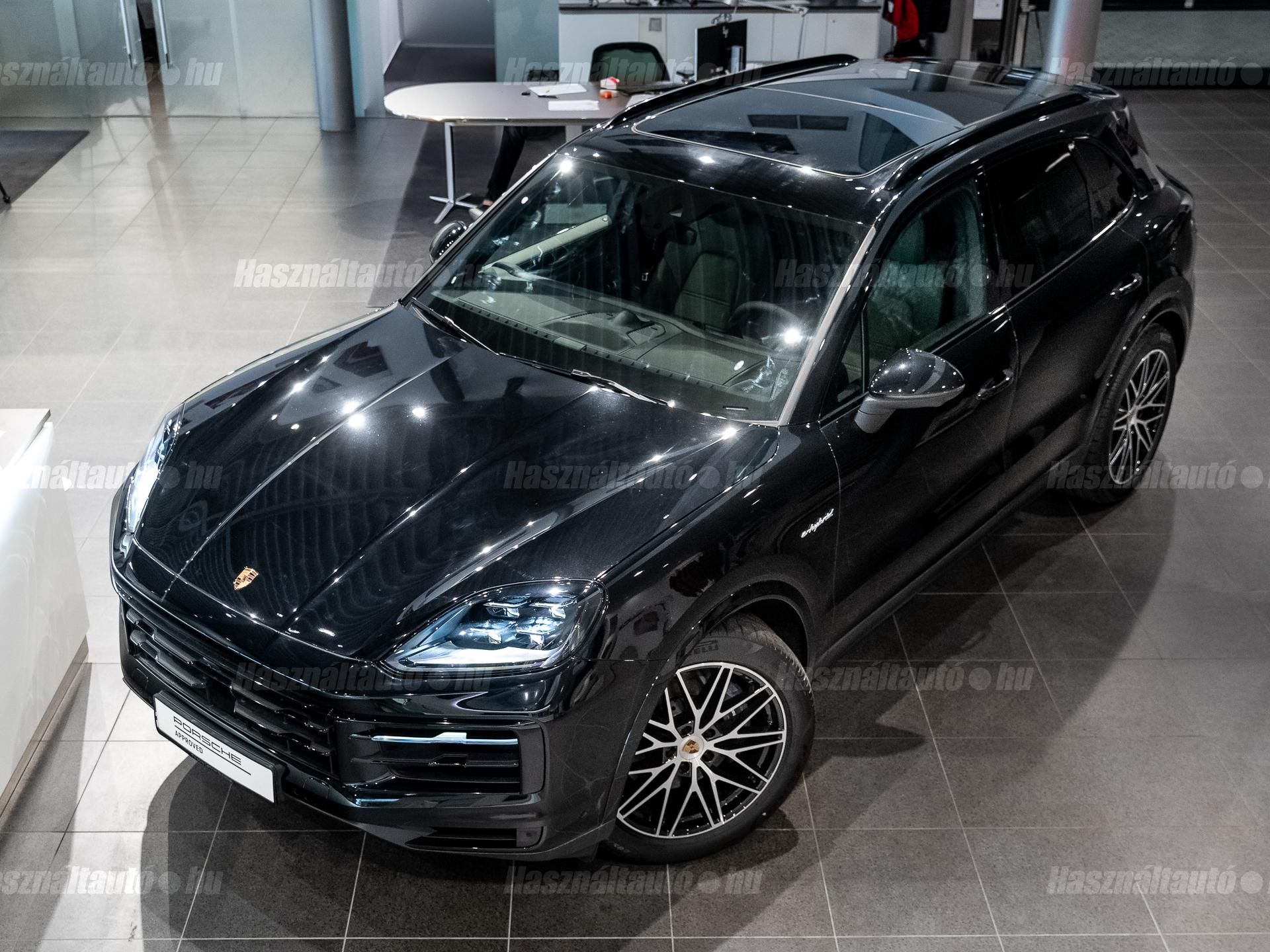 PORSCHE CAYENNE 2024/12 - 1