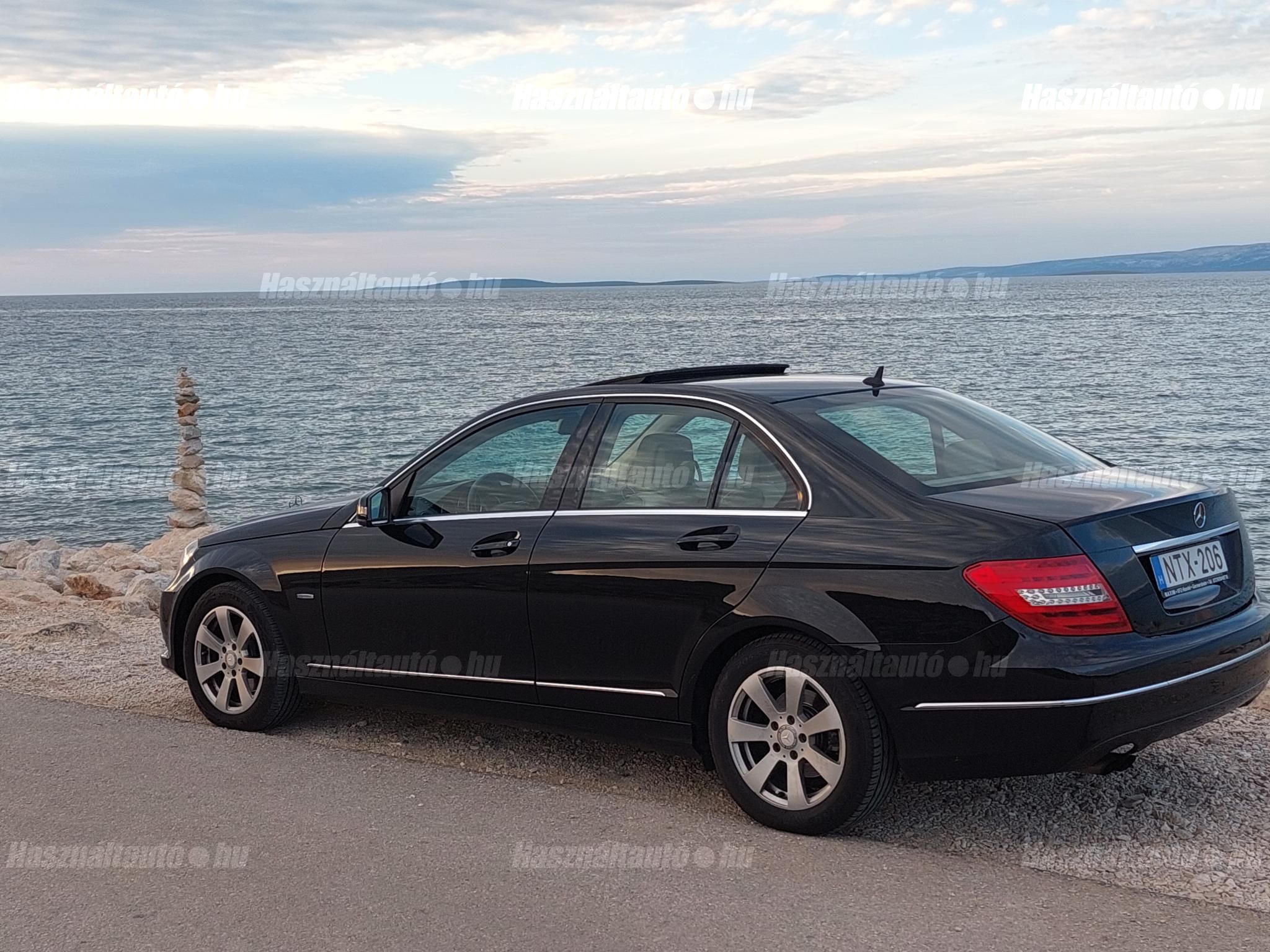 MERCEDES-BENZ C-OSZTÁLY 2011/12 - 1