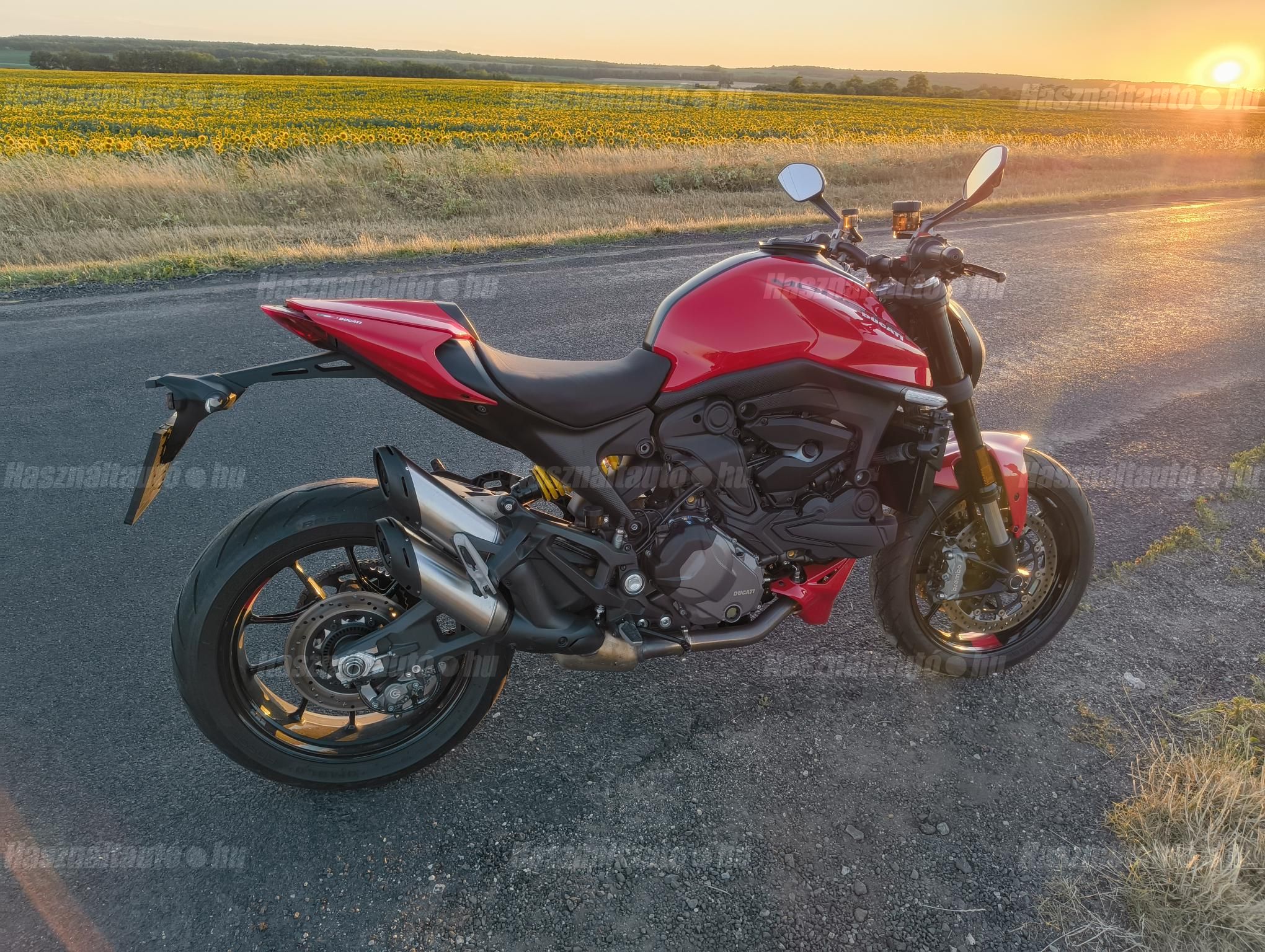 DUCATI MONSTER 2021/8 - 1