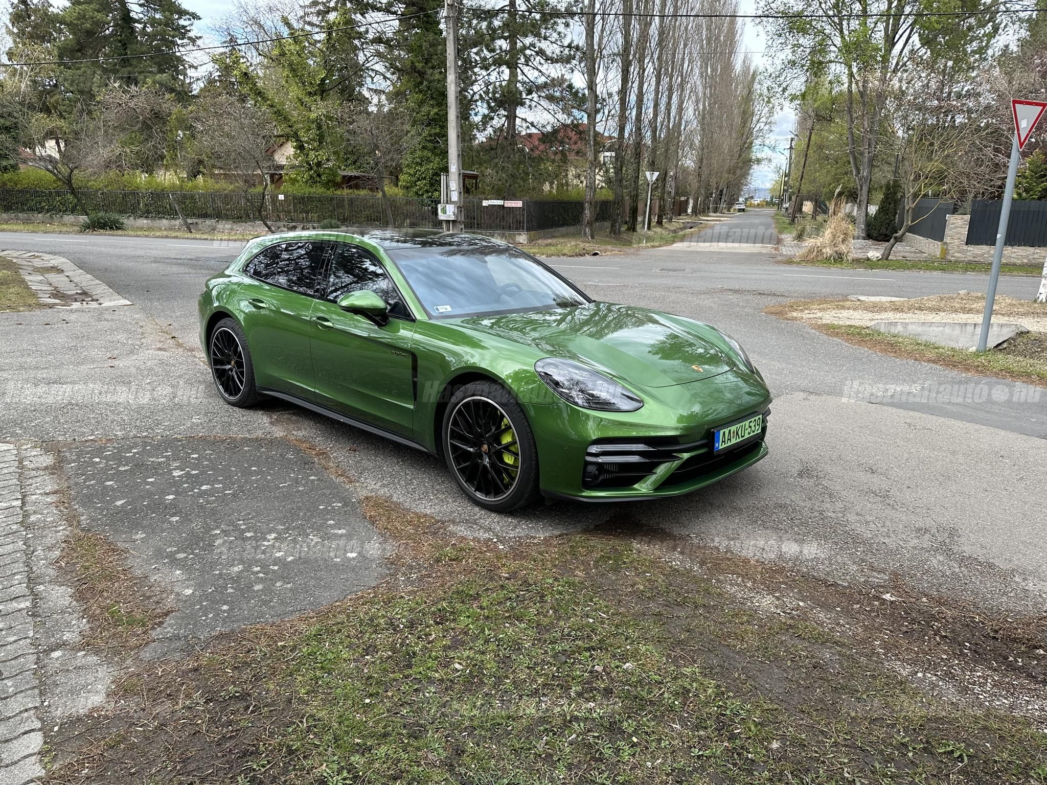 PORSCHE PANAMERA 2022/4 - 1