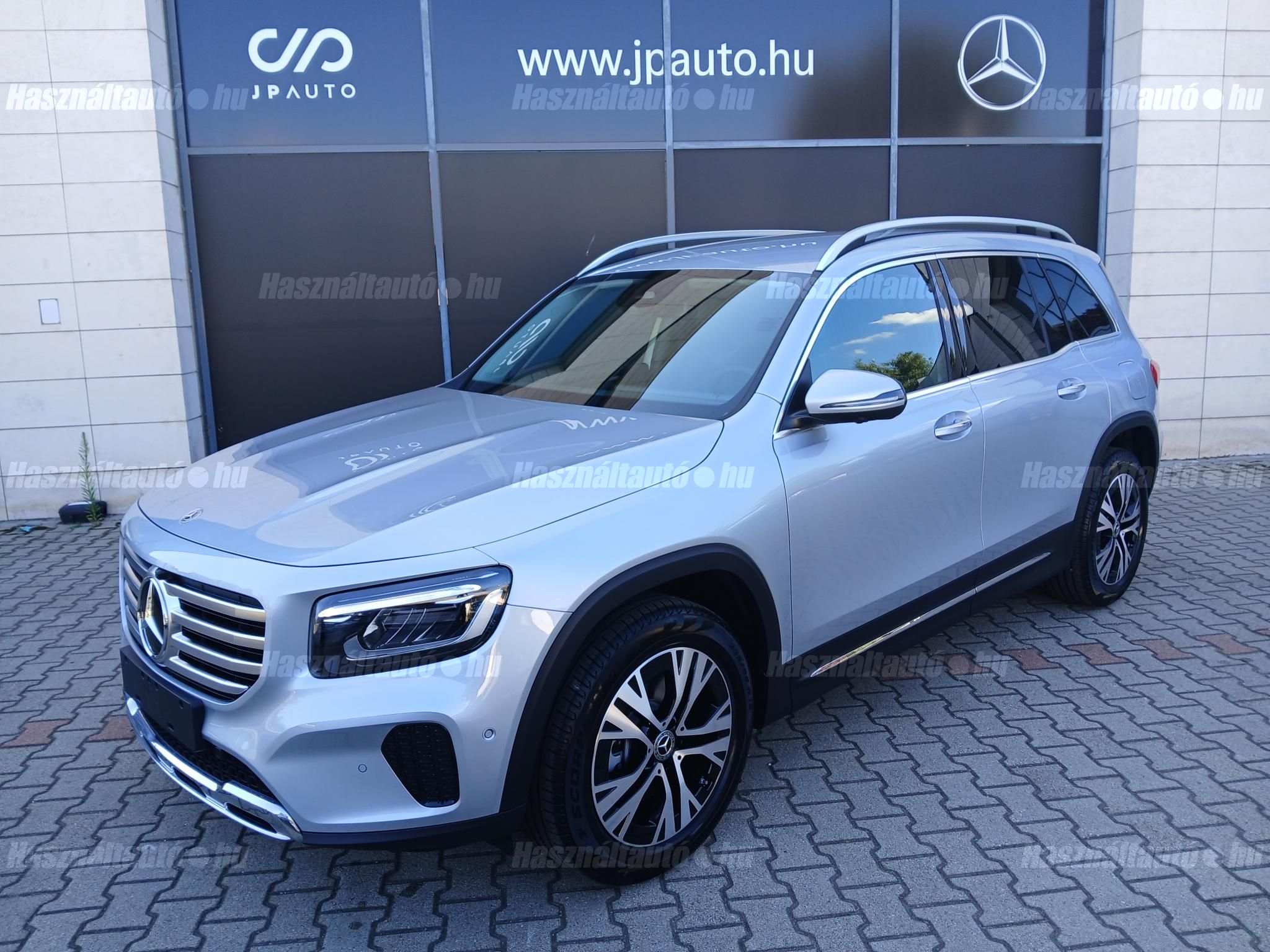 MERCEDES-BENZ GLB 200 2025 - 1