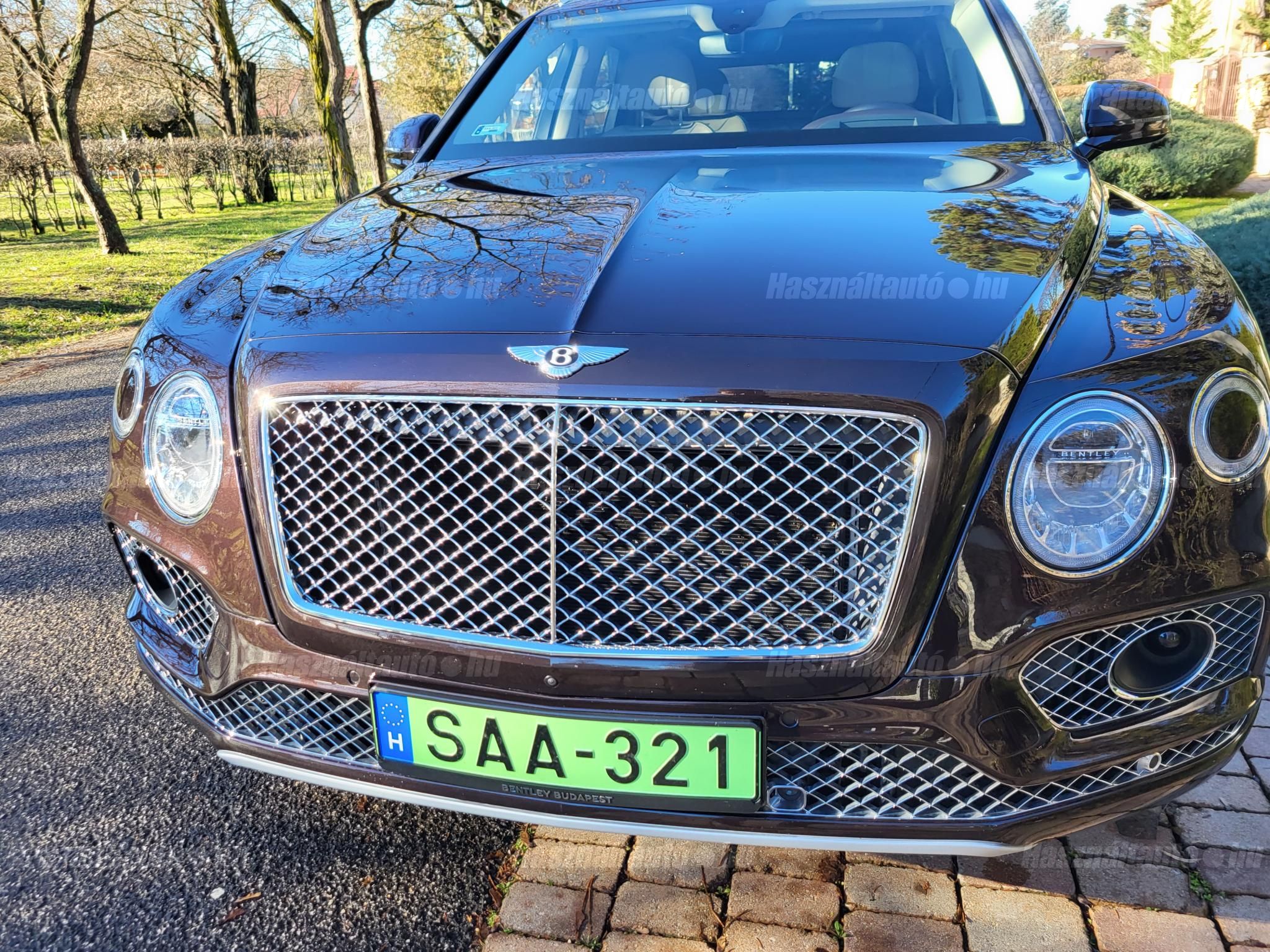 BENTLEY BENTAYGA 2019/6 - 1