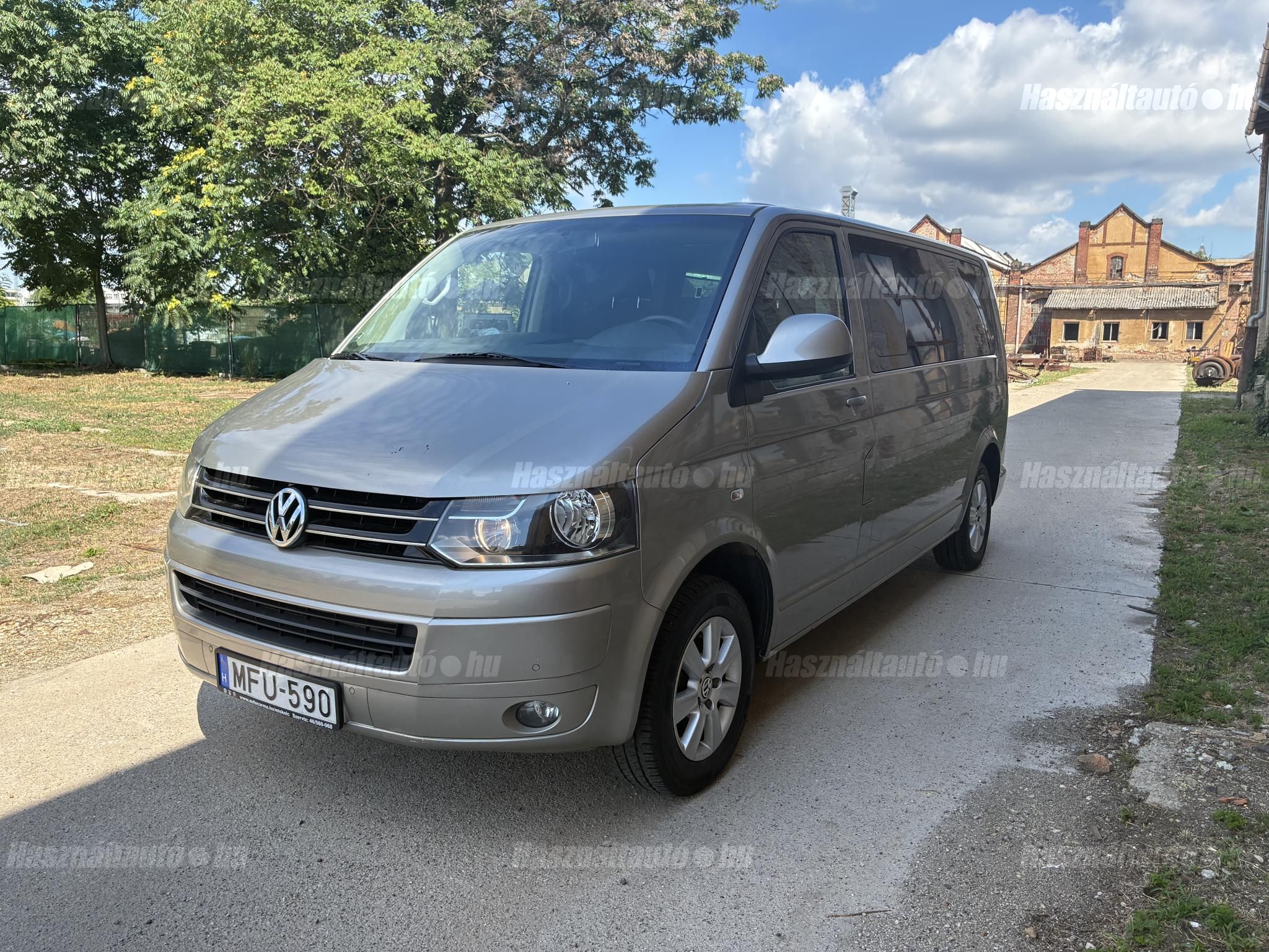 VOLKSWAGEN TRANSPORTER 2012/9 - 1