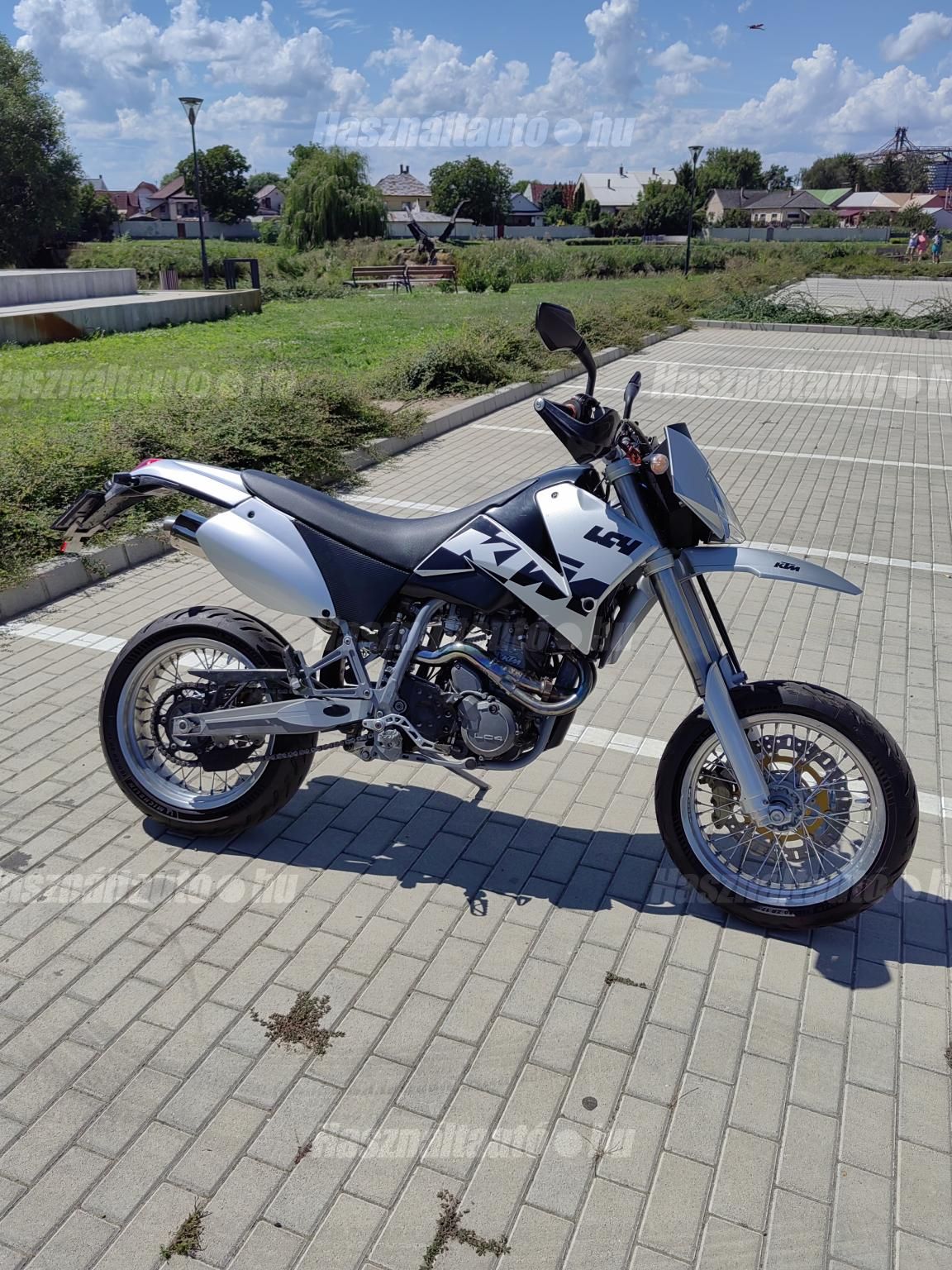 KTM 640 LC4 SUPERMOTO 2003/6 - 1