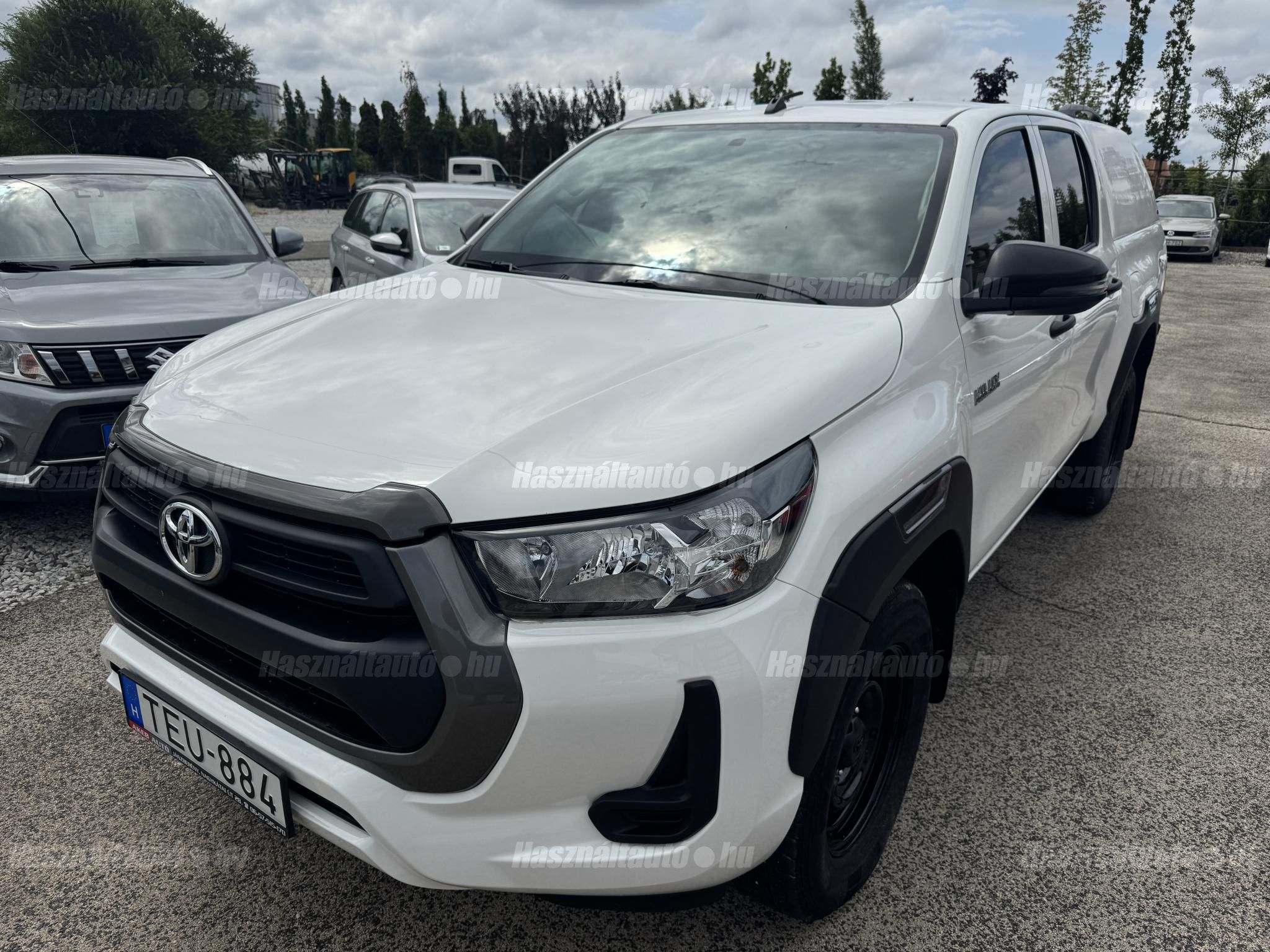 TOYOTA HILUX 2022/4 - 1
