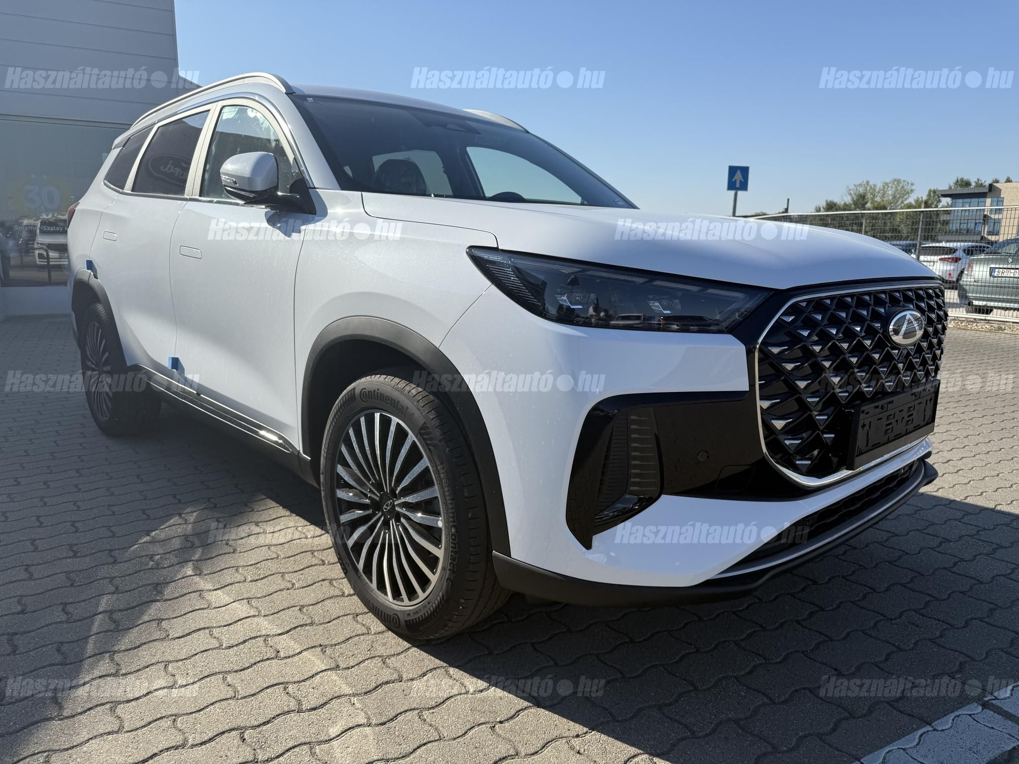 CHERY TIGGO 8 2025/8 - 1