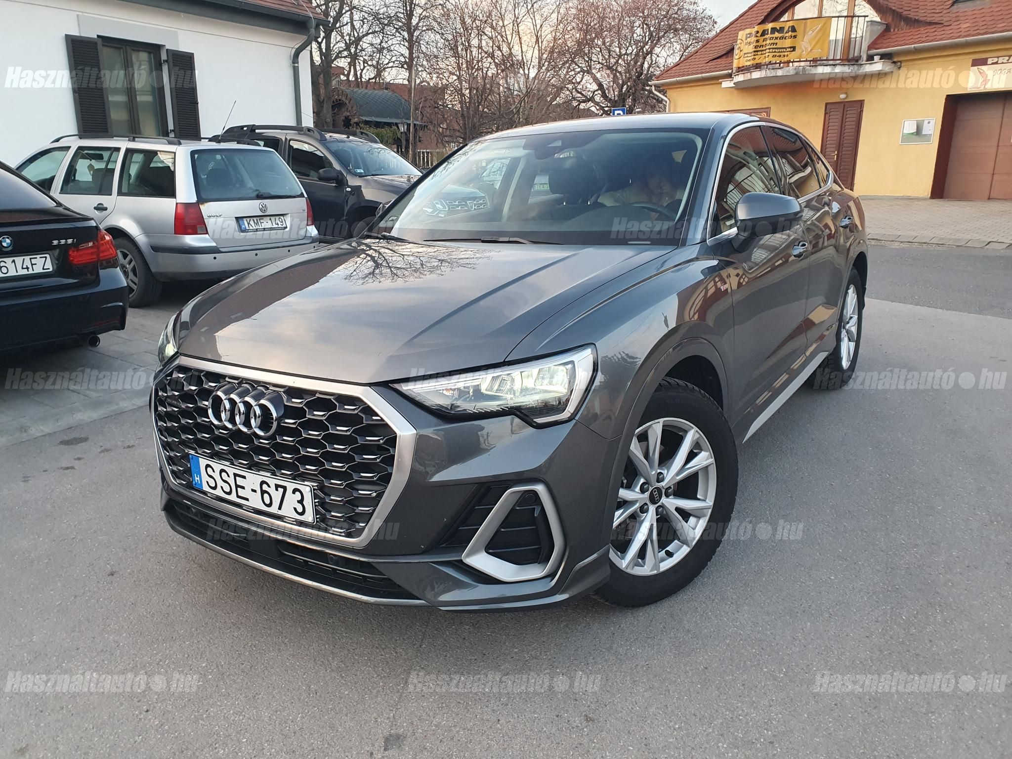 AUDI Q3 2021/4 - 1
