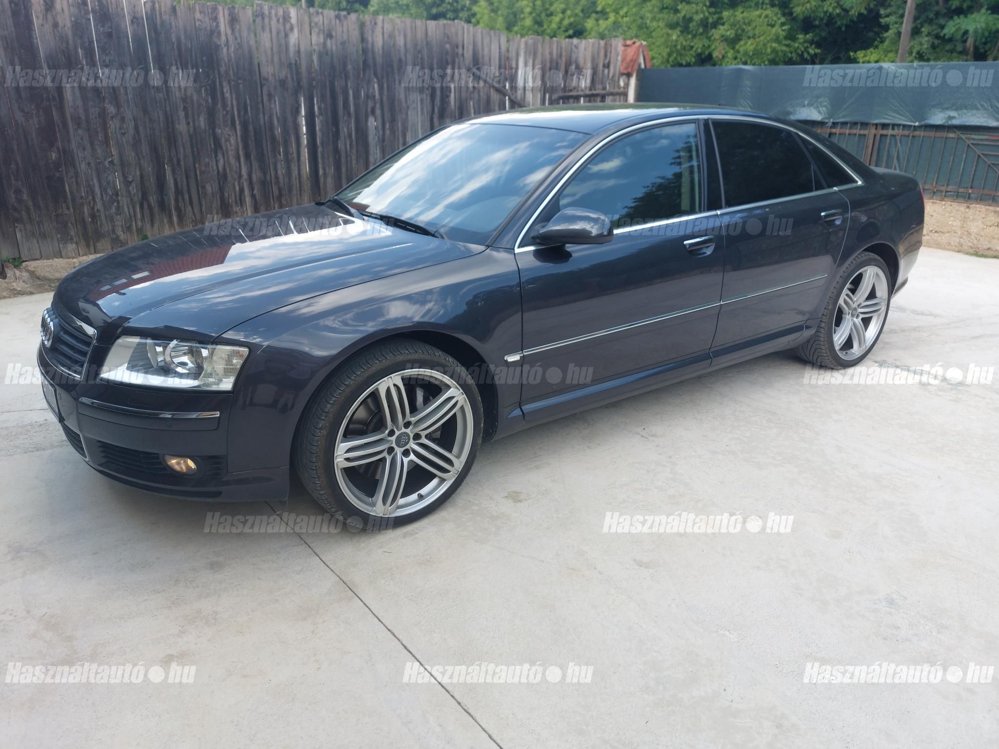 AUDI A8 2003/8 - 1