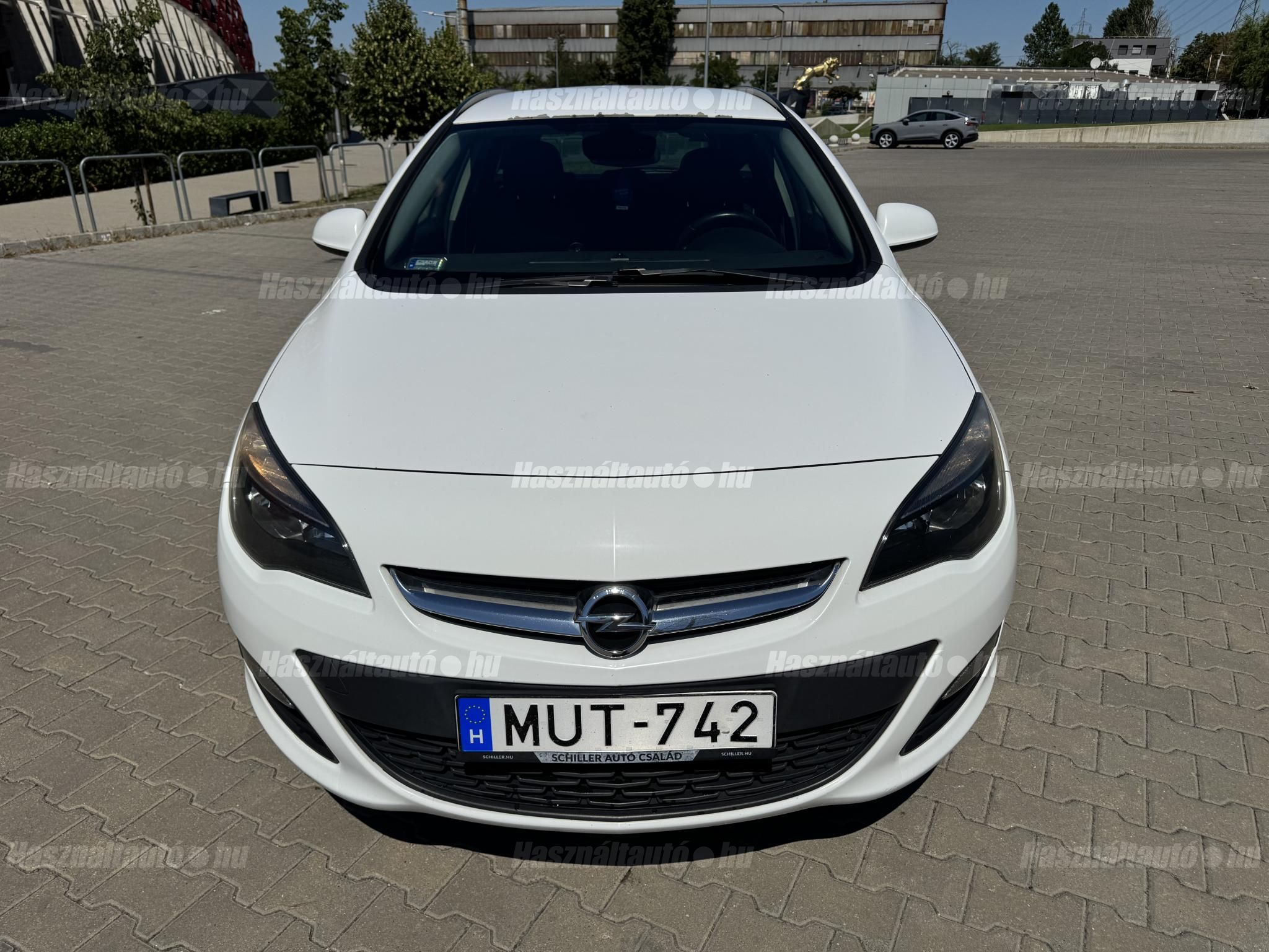 OPEL ASTRA 2014/8 - 1