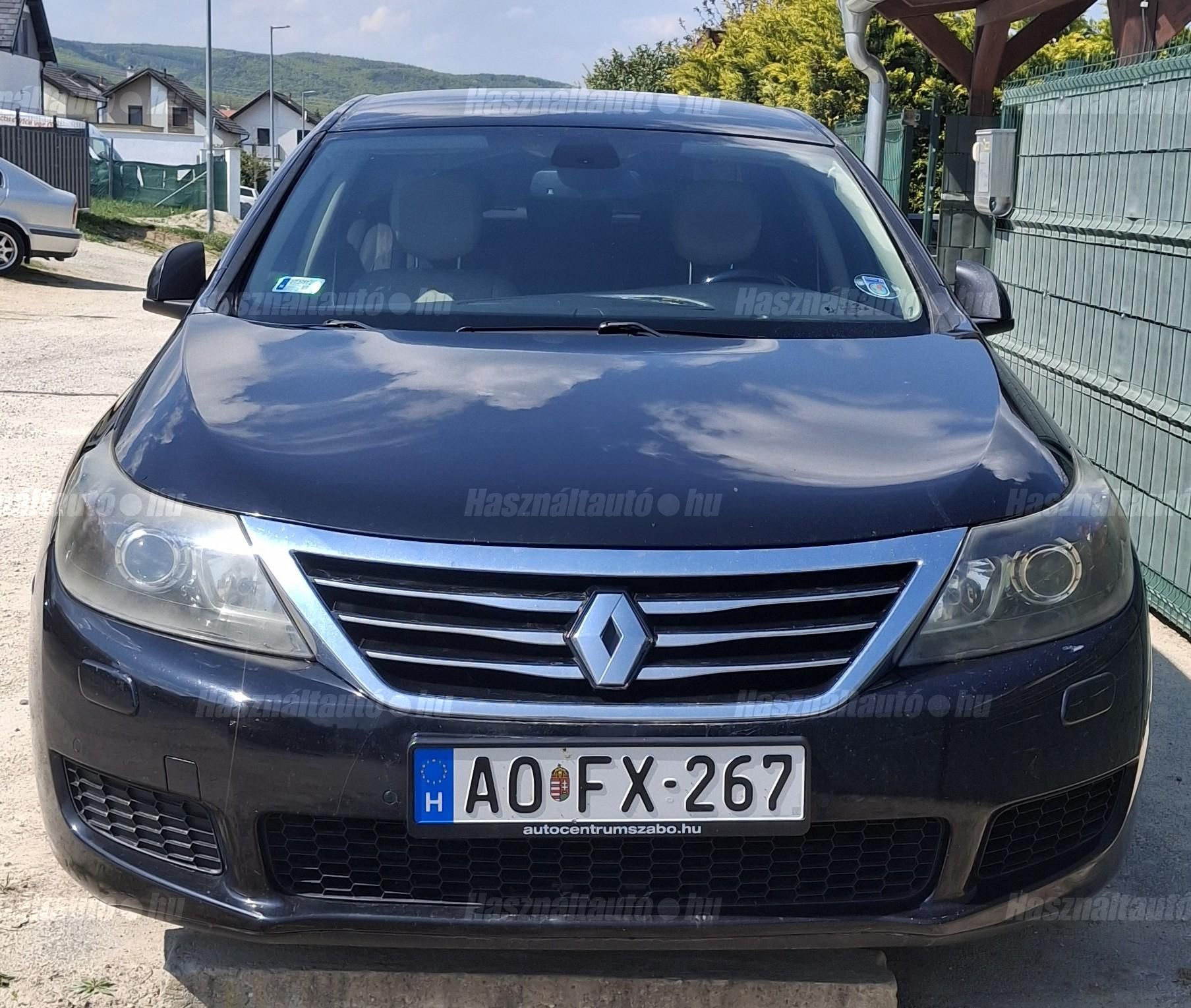 RENAULT LATITUDE 2011/3 - 1