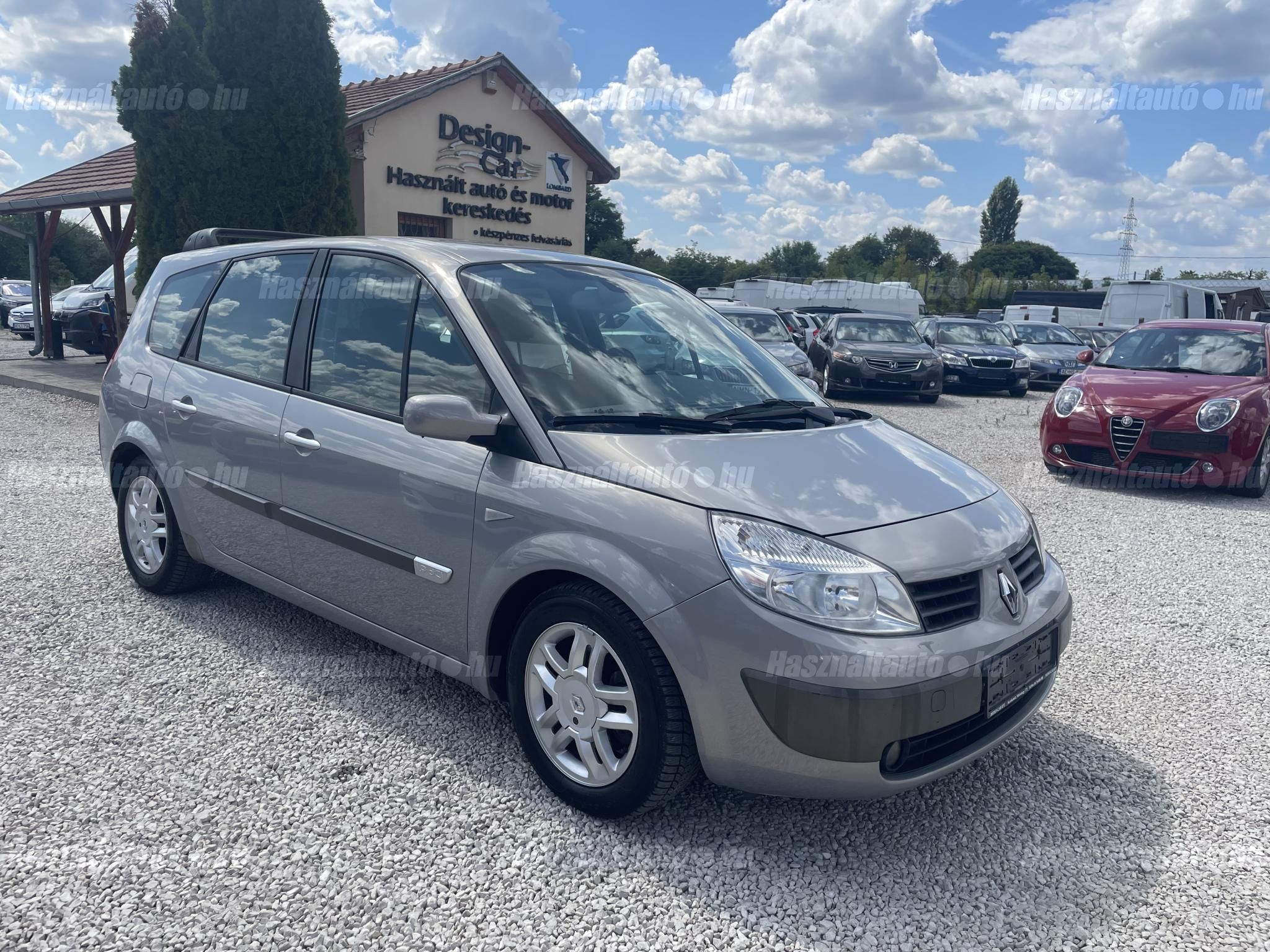 RENAULT GRAND SCENIC 2005/6 - 1
