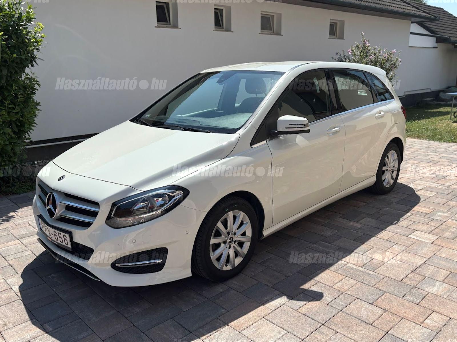 MERCEDES-BENZ B 180 2018/5 - 1
