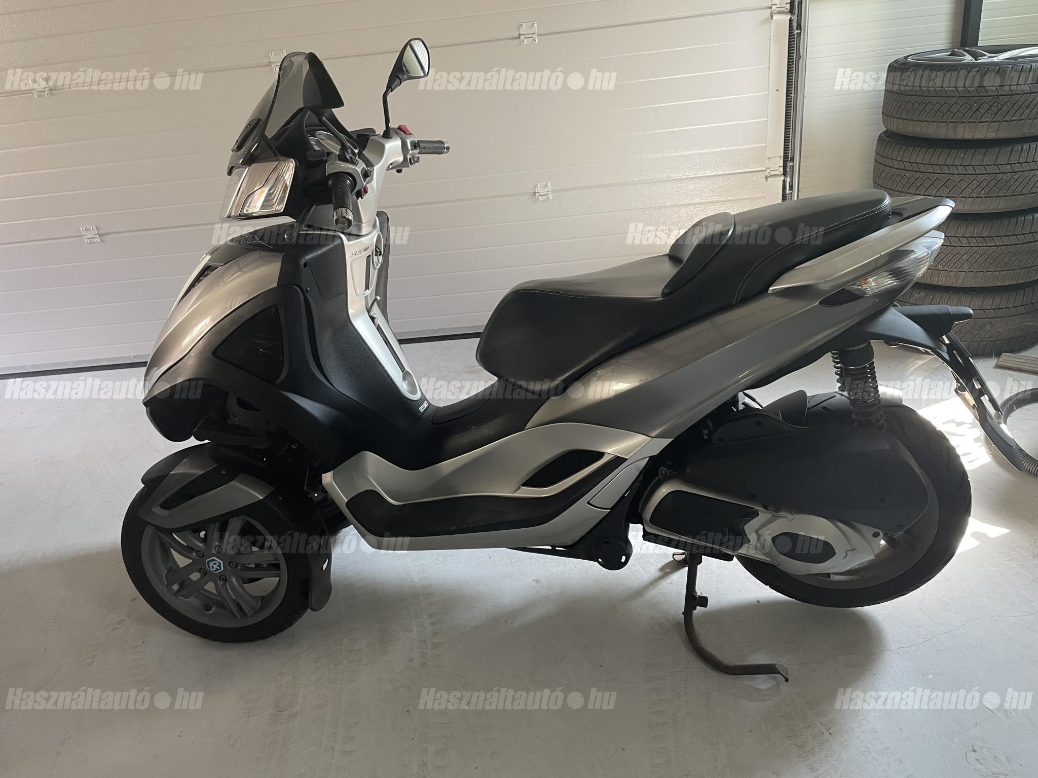 PIAGGIO MP3 300 2012/1 - 1