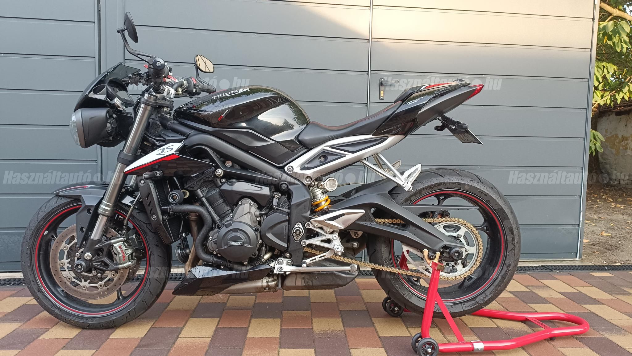 TRIUMPH STREET TRIPLE 2018/1 - 1