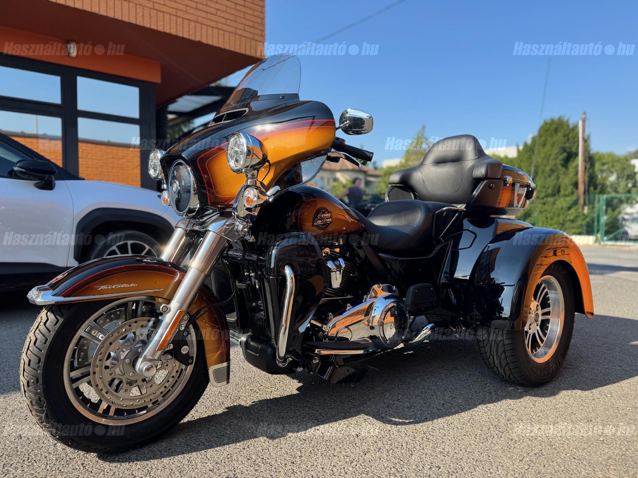 HARLEY-DAVIDSON TRI GLIDE ULTRA 2024/5 - 1