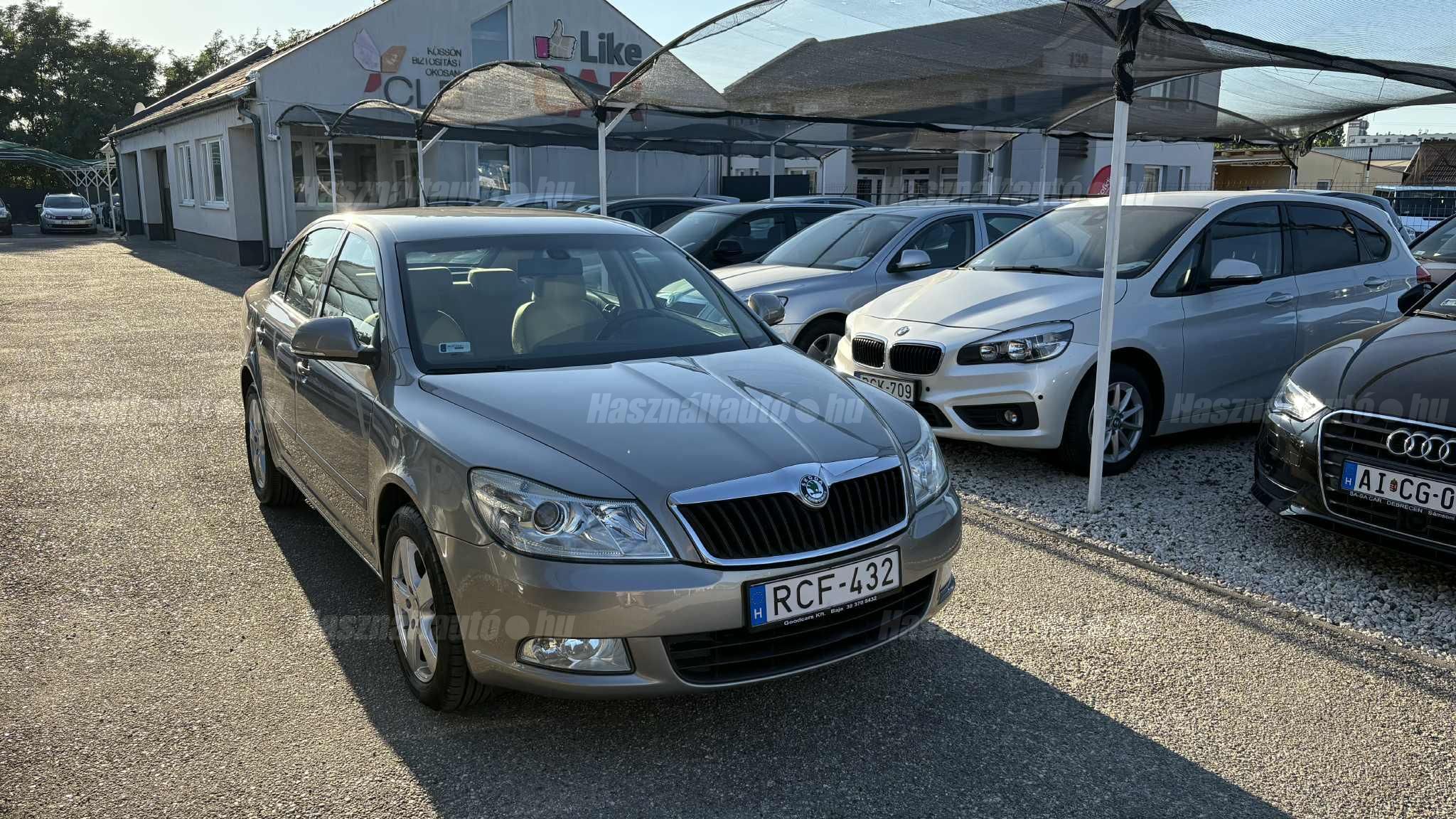 SKODA OCTAVIA 2010 - 1