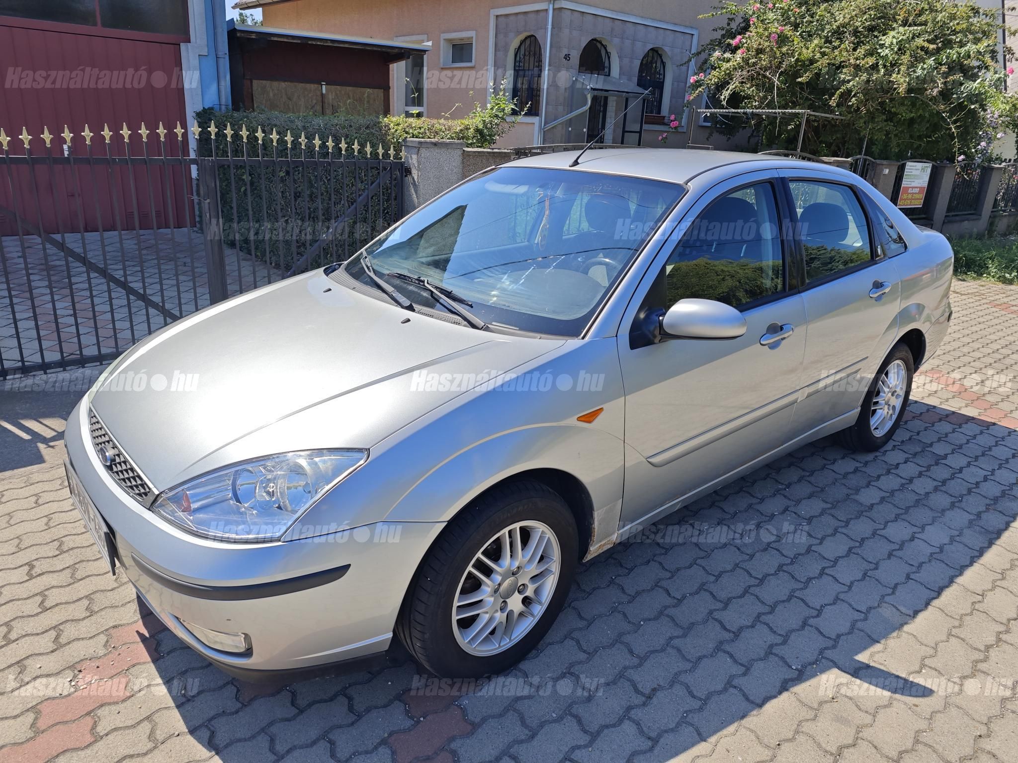 FORD FOCUS 2004/4 - 1