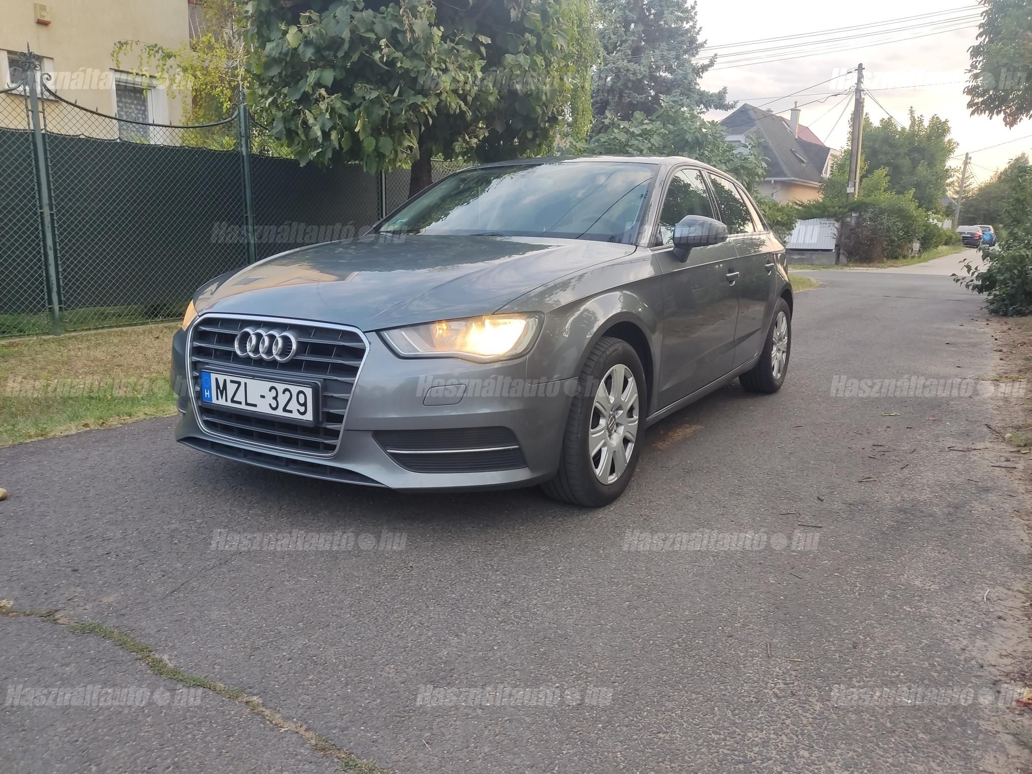 AUDI A3 2014/12 - 1