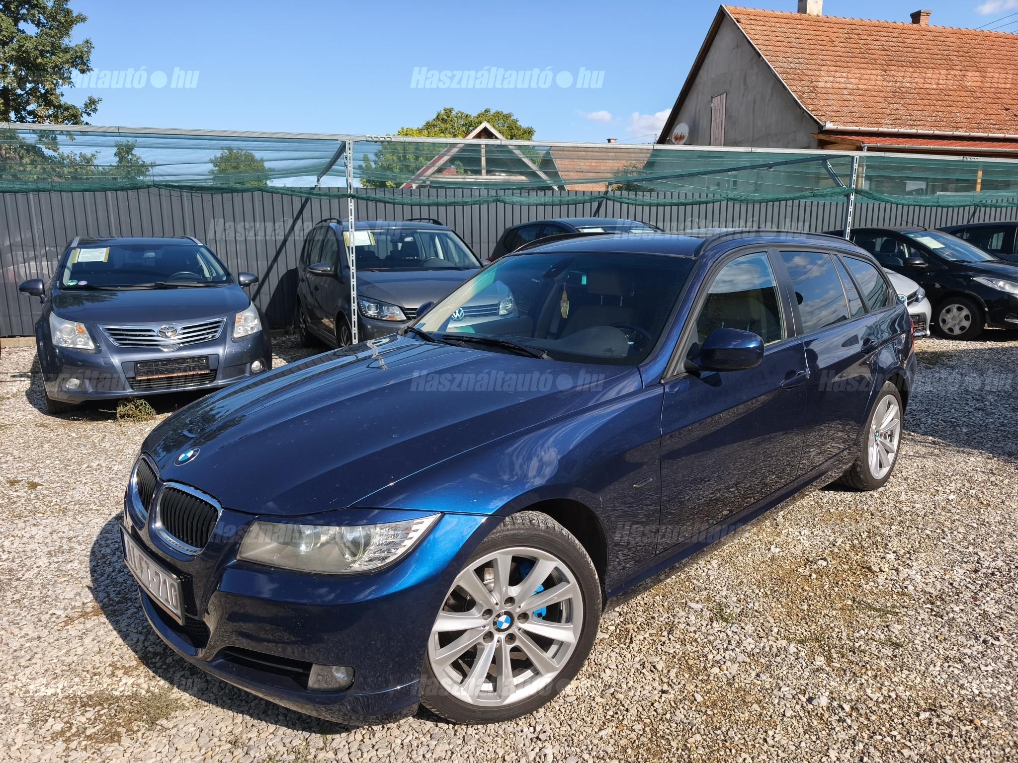 BMW 320 2010/10 - 1