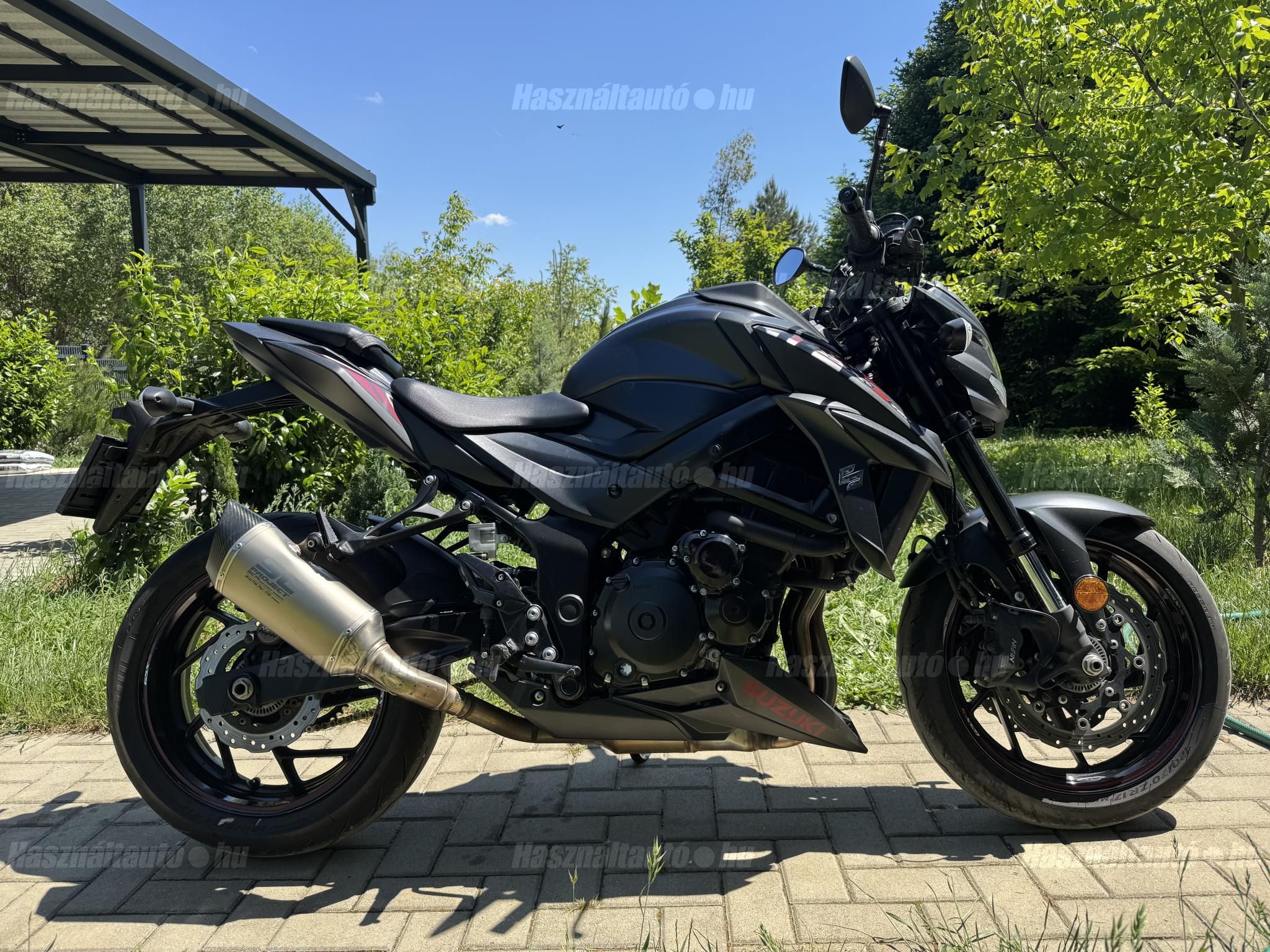 SUZUKI GSX-S 750 2018 - 1