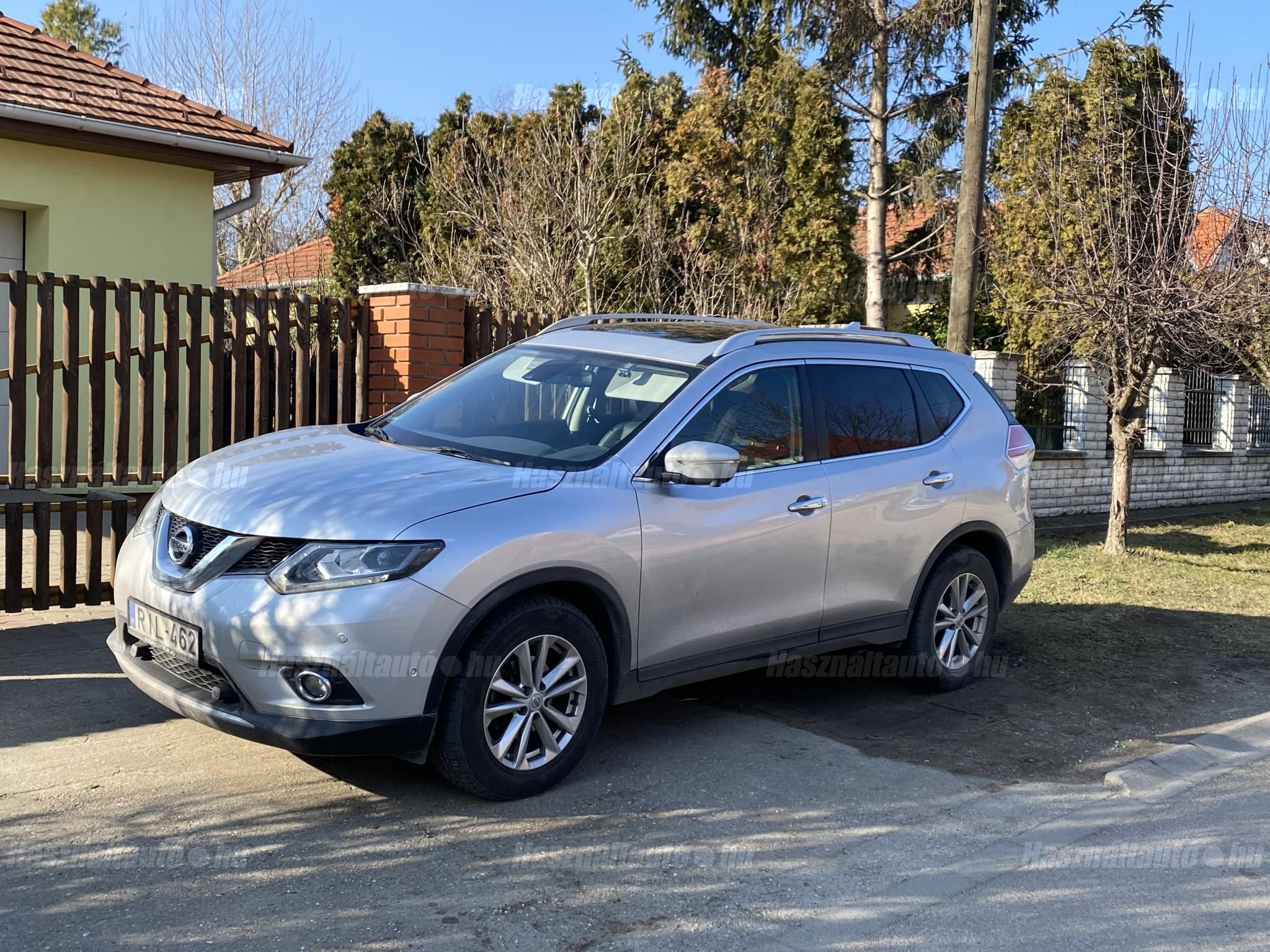 NISSAN X-TRAIL 2015/11 - 1