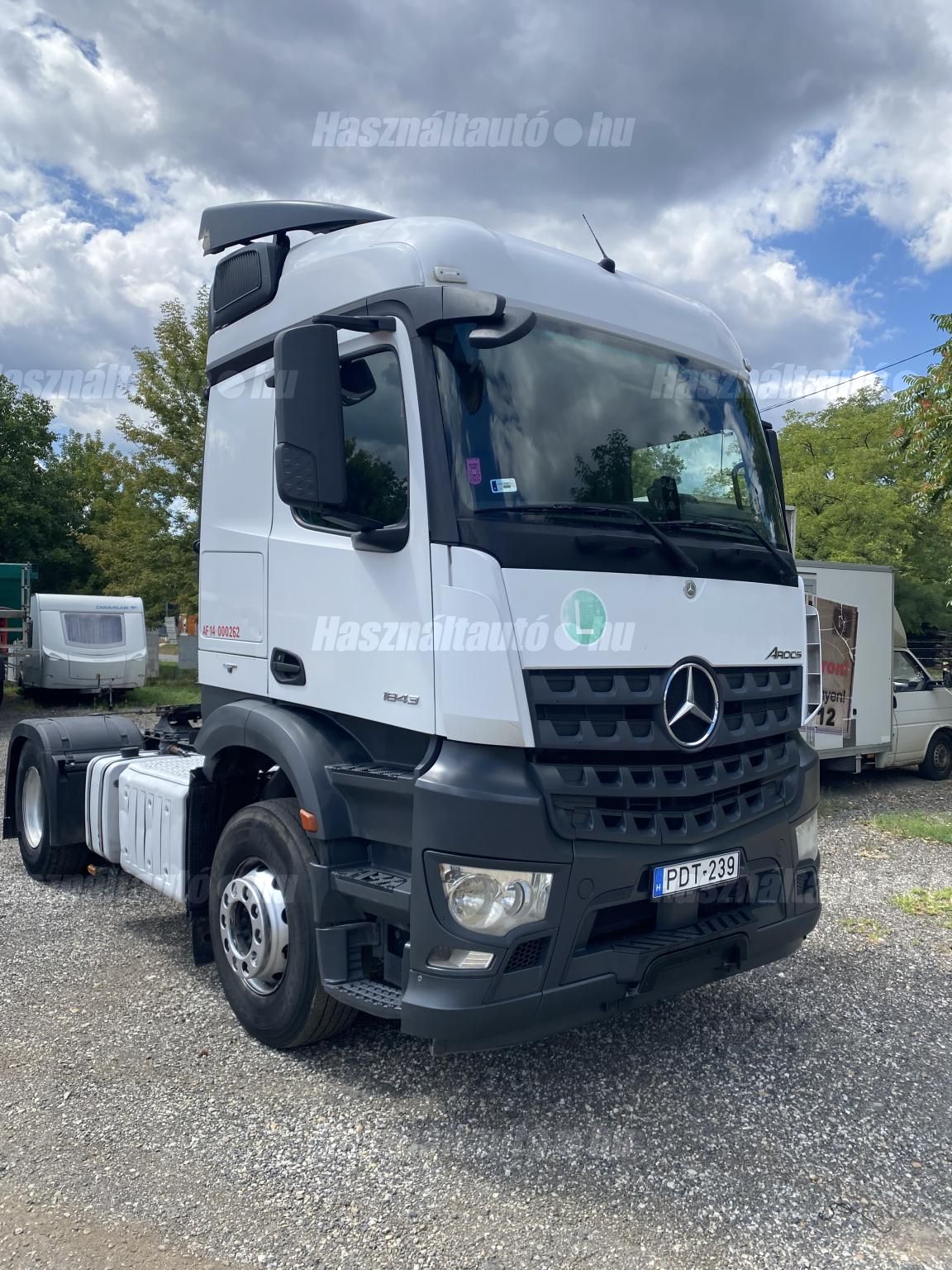 MERCEDES-BENZ 2013/8 - 1