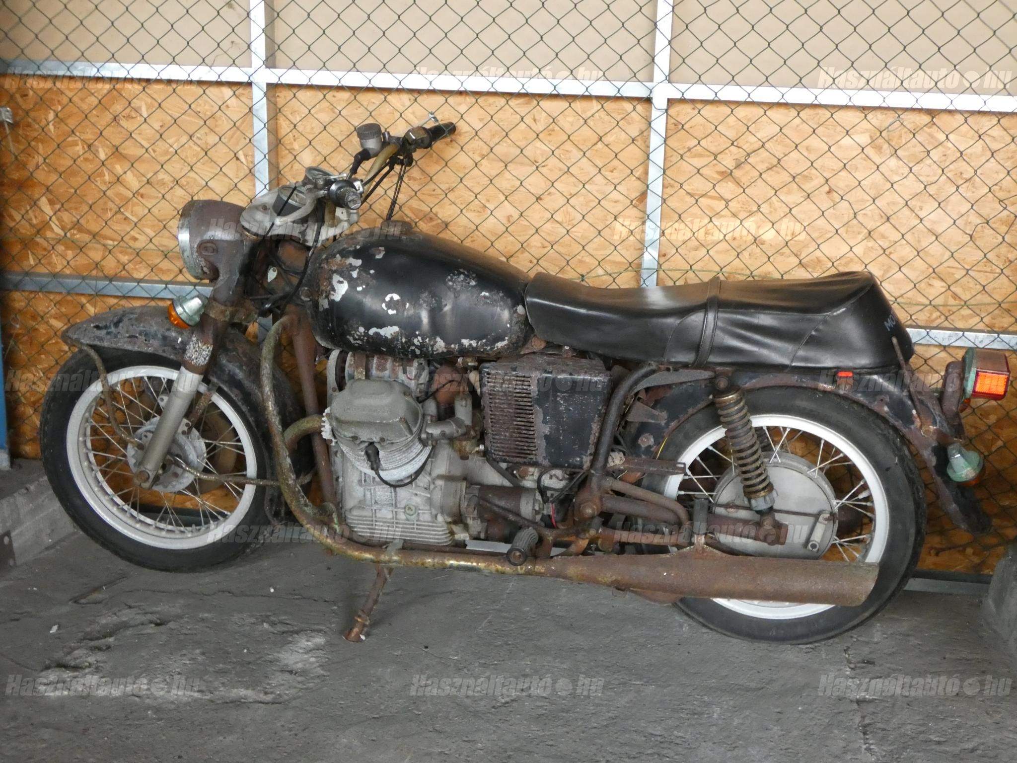 MOTO GUZZI EGYÉB 1973/5 - 1